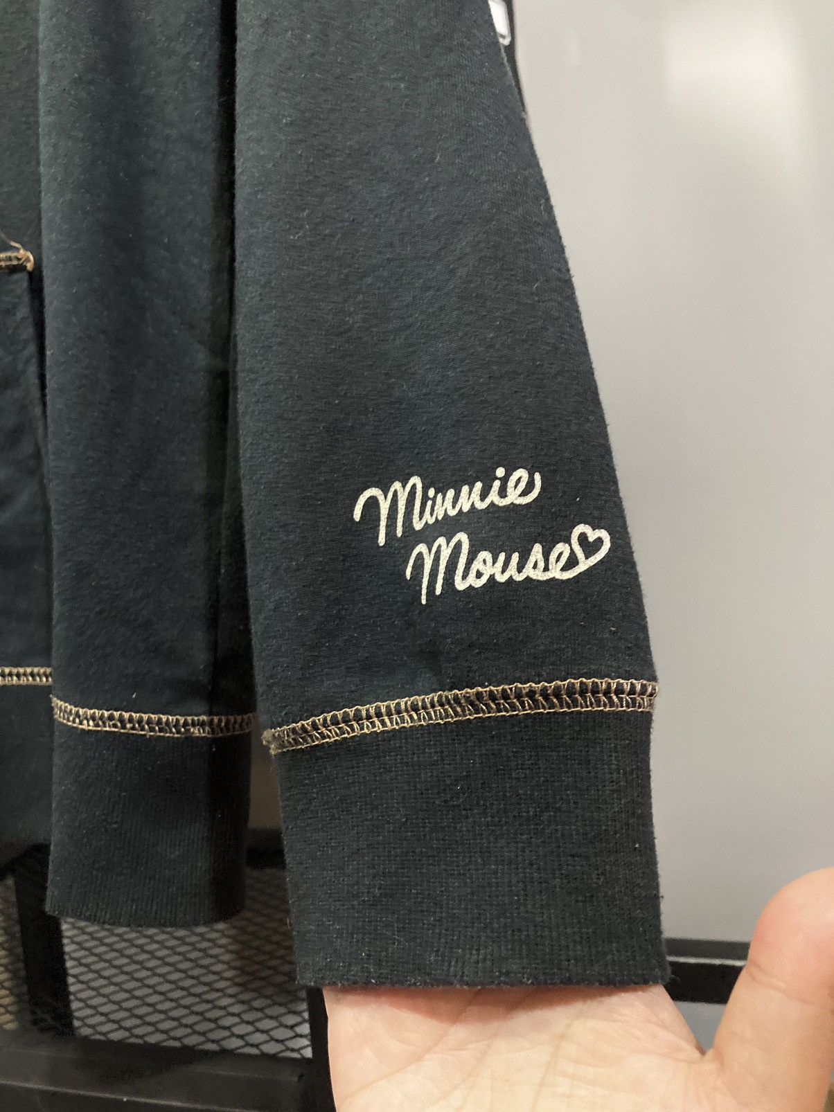 Vintage Disney 2000’s Mickey Minnies Leopard Fur Hoodie Japanese Size L / US 10 / IT 46 - 4 Thumbnail