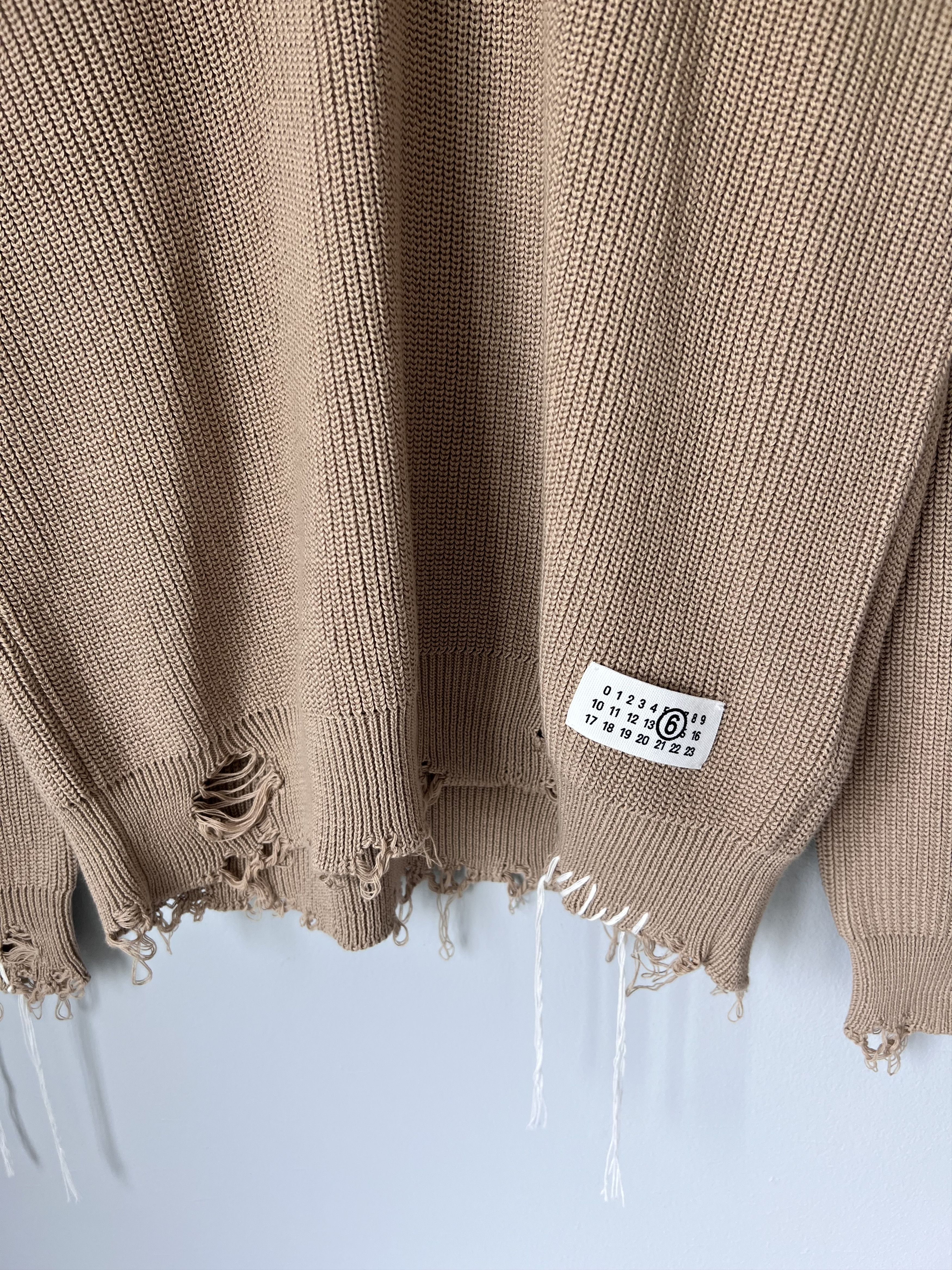 Maison Margiela MM6 Maison Margiela Distressed Knit V-Neck Sweater in Camel Size US L / EU 52-54 / 3 - 3 Thumbnail