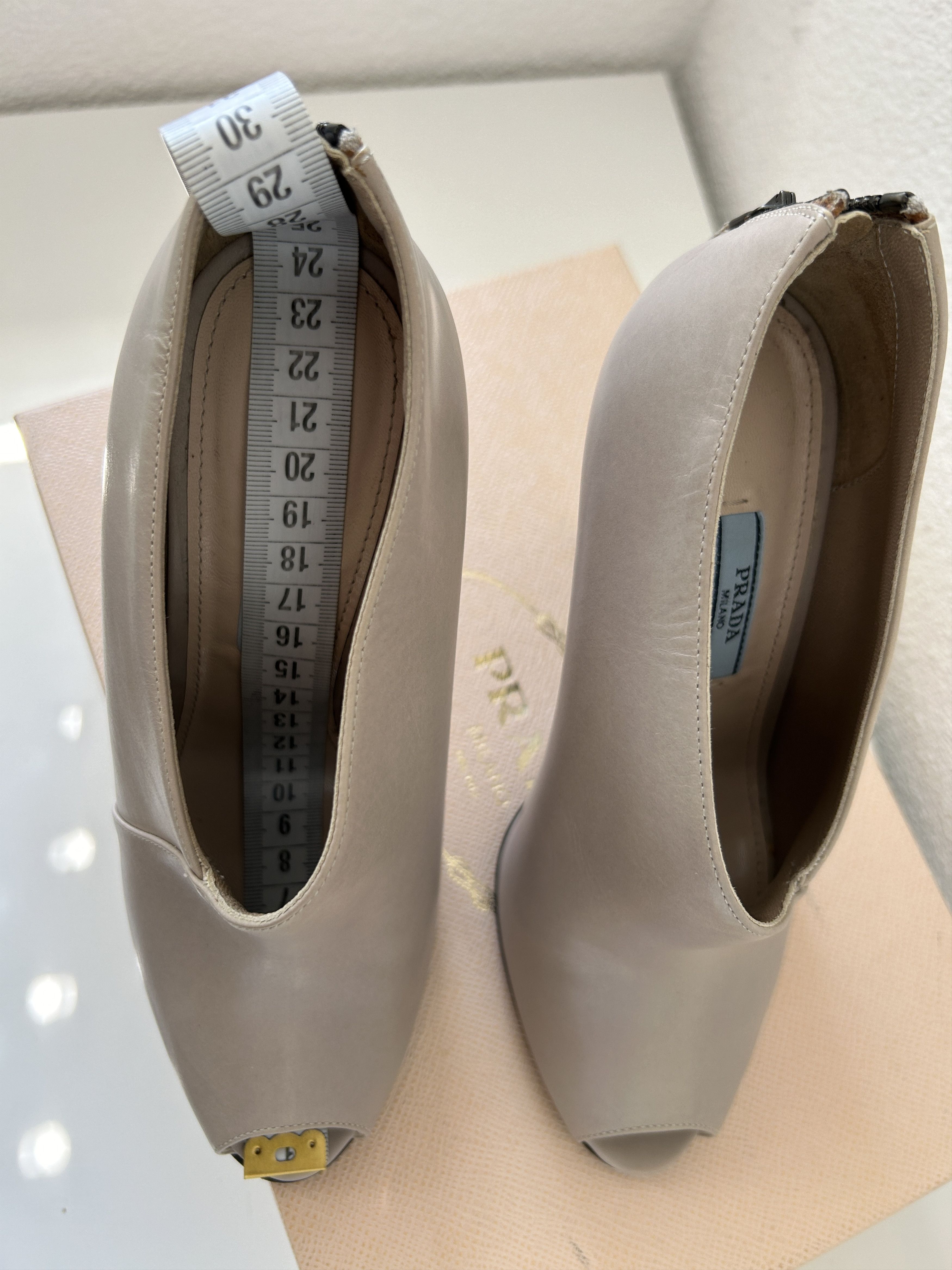 Prada Sqaure Toe Ankle Boots Size US 7 / IT 37 - 5 Thumbnail