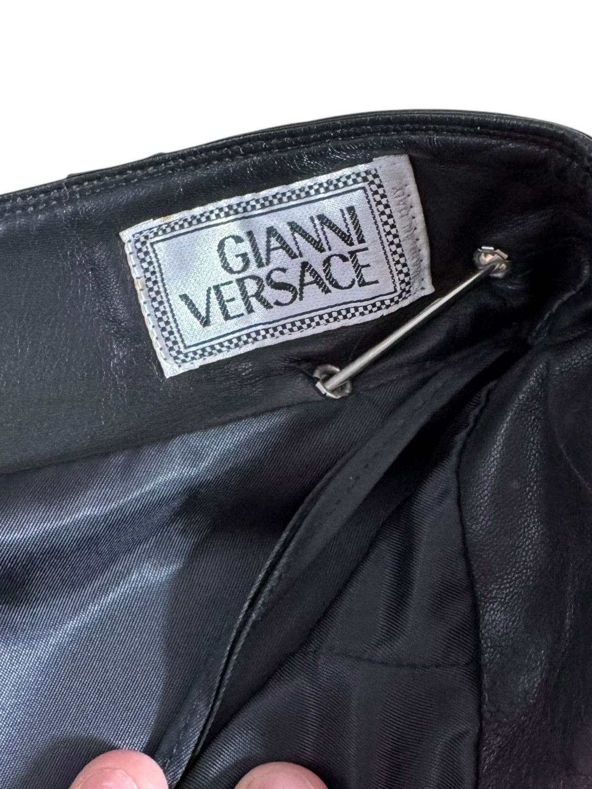 Versace Gianni Versace SS 94 leather Medusa safety pin mini skirt Size 27" / US 4 / IT 40 - 8 Thumbnail