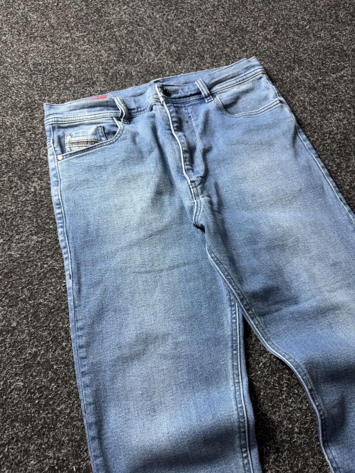 Diesel Luxury 00s Diesel Tapered Jeans Cropped Vintage Y2K Denim Size 30" / US 8 / IT 44 - 4 Thumbnail