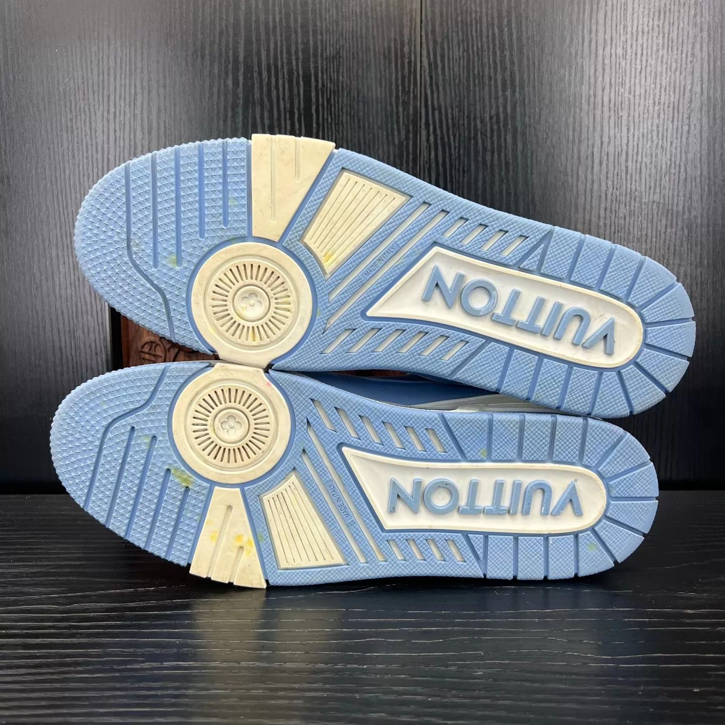 Louis Vuitton lv Trainer Sky Blue UK9/43 Near New Size US 10 / EU 43 - 5 Thumbnail