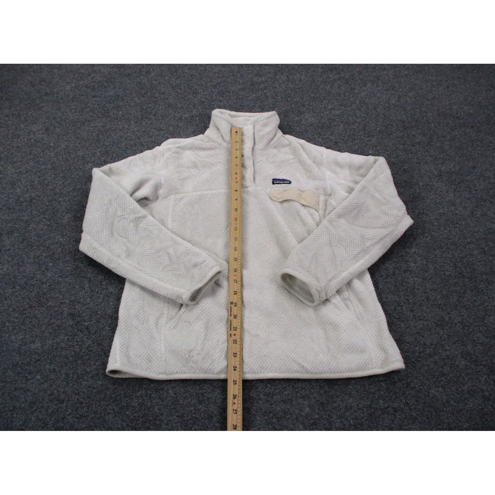 Patagonia Patagonia Jacket Womens L White Snap Fleece Outdoor Hiking Windbreaker Outdoor Womens L White Jacket Patagonia Size L / US 10 / IT 46 - 3 Thumbnail