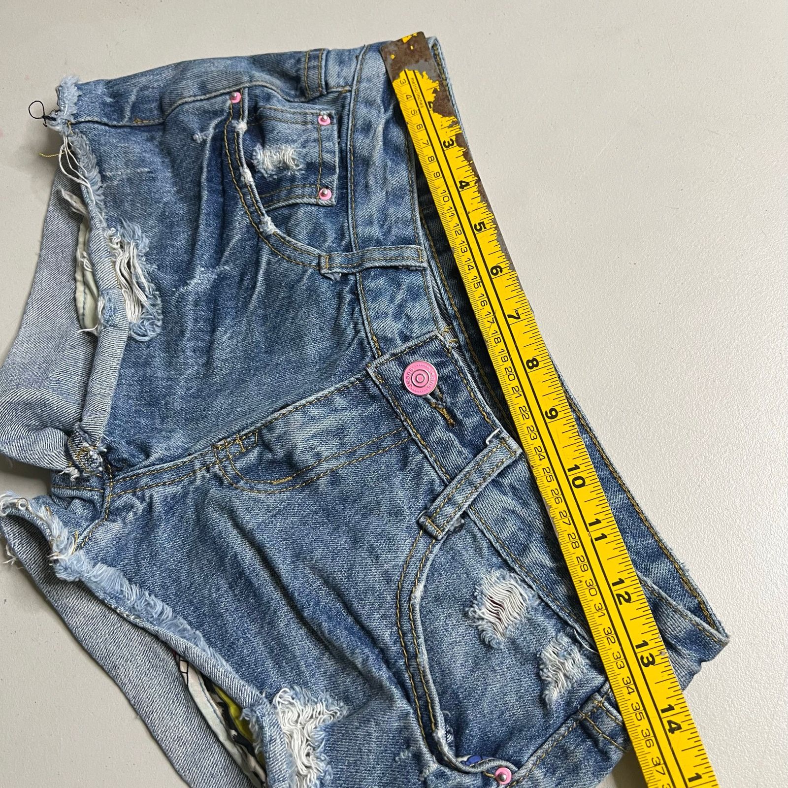 Other JDYH Women’s Distressed Denim Cutoff Shorts Size Small 27 Size 27" / US 4 / IT 40 - 4 Thumbnail