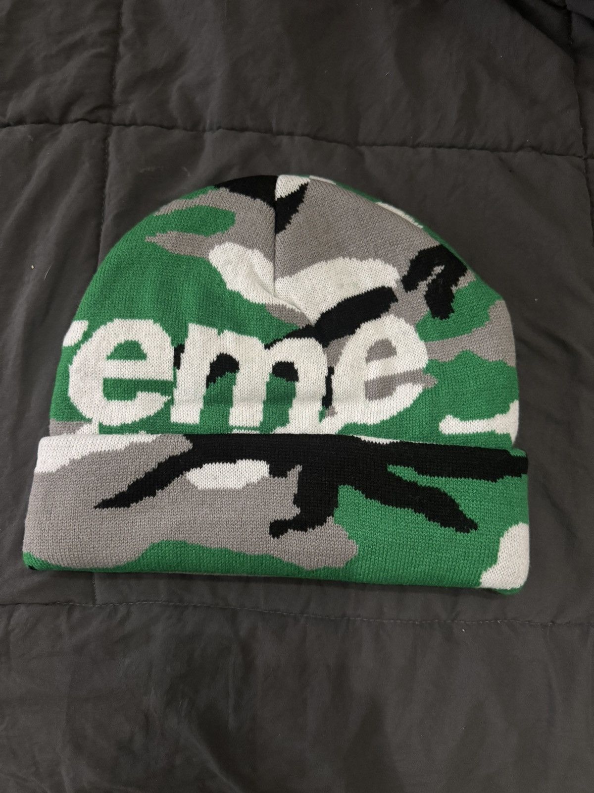 Supreme Camo Big Logo Beanie - Green Camo