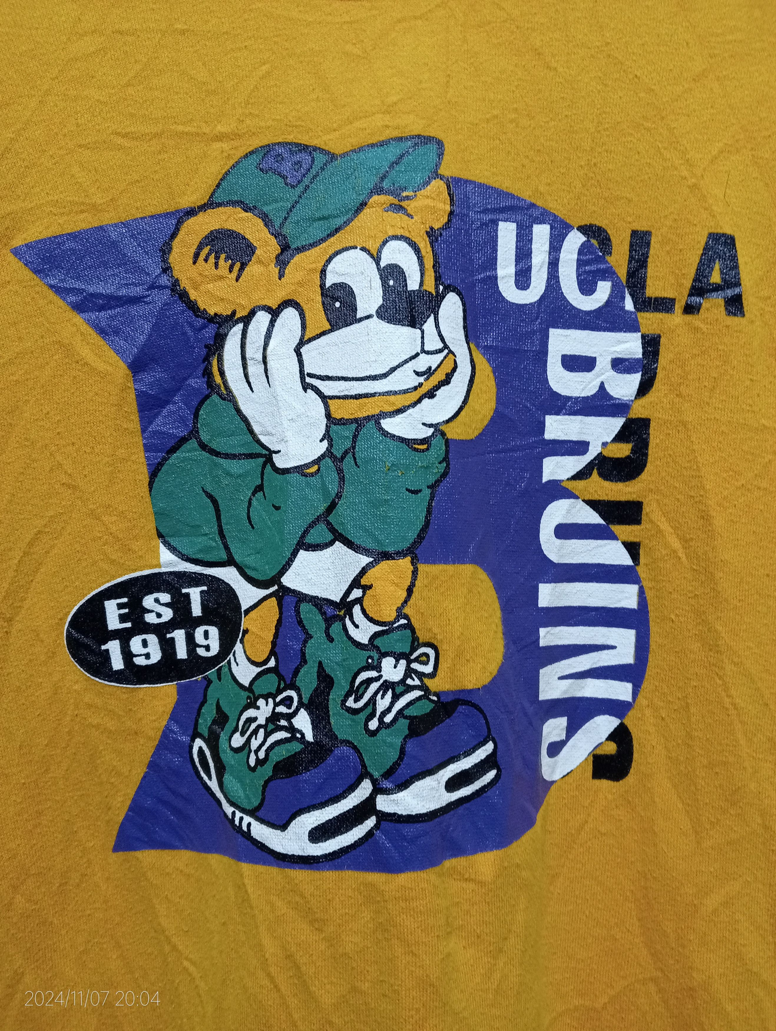 NCAA Vintage UCLA Bruins Crewneck Sweatshirt Made in Japan Size US S / EU 44-46 / 1 - 2 Thumbnail