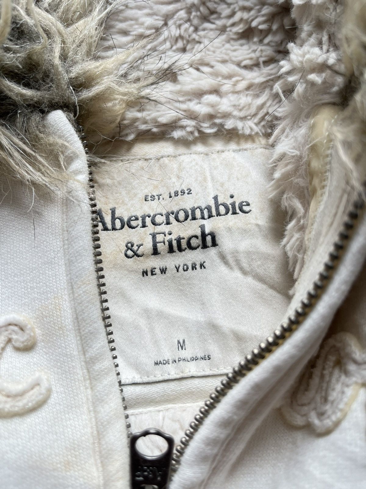 5351 POUR LES HOMMES 2000s abercrombie faux fur hoodie Size US M / EU 48-50 / 2 - 4 Thumbnail