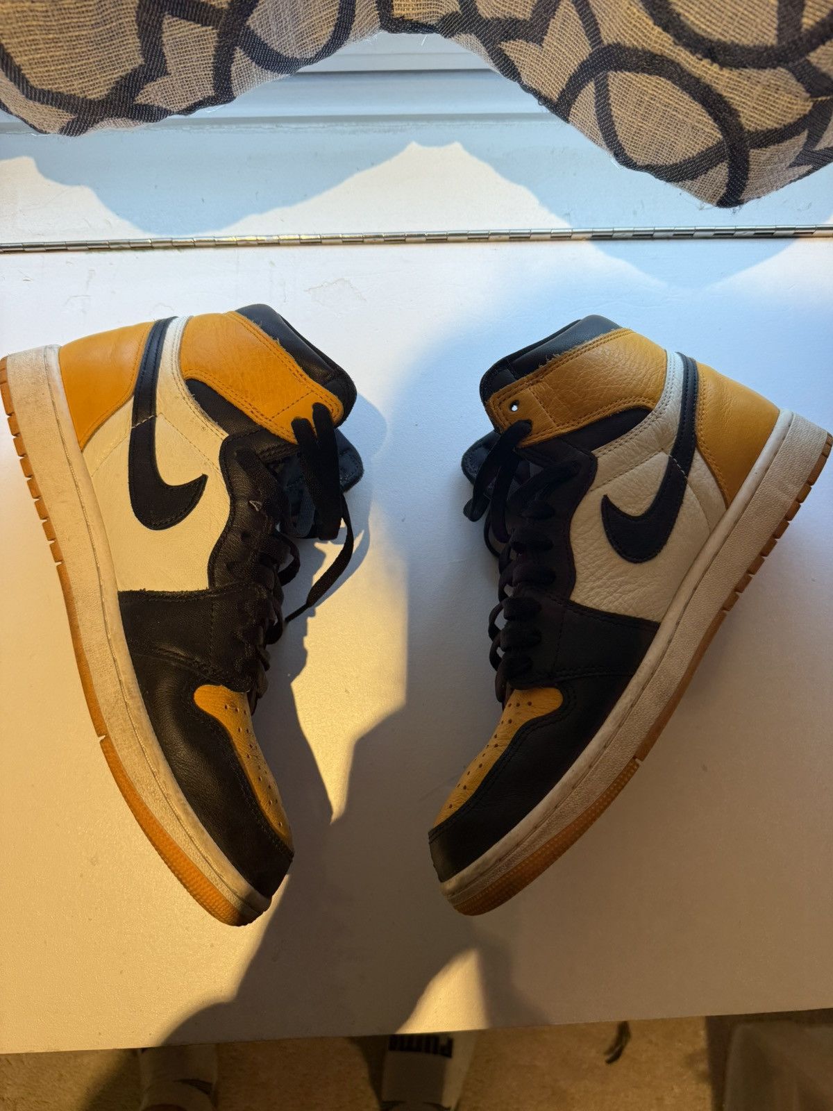 Jordan Brand Jordan 1 Taxi’s Size US 10.5 / EU 43-44 - 2 Thumbnail