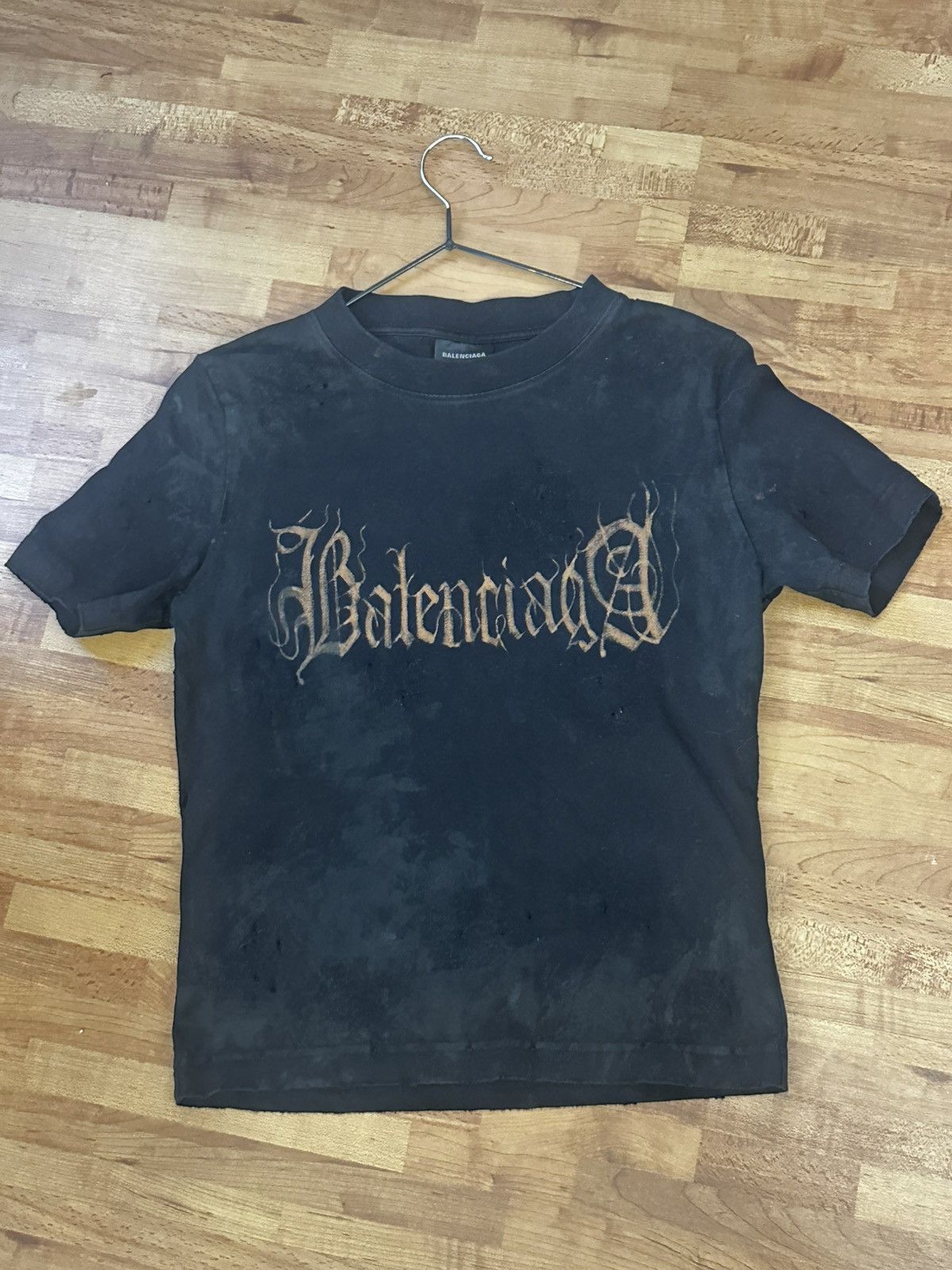Balenciaga Balenciaga heavy metal artwork shirt Size XL / US 12-14 / IT 48-50 - 1 Thumbnail