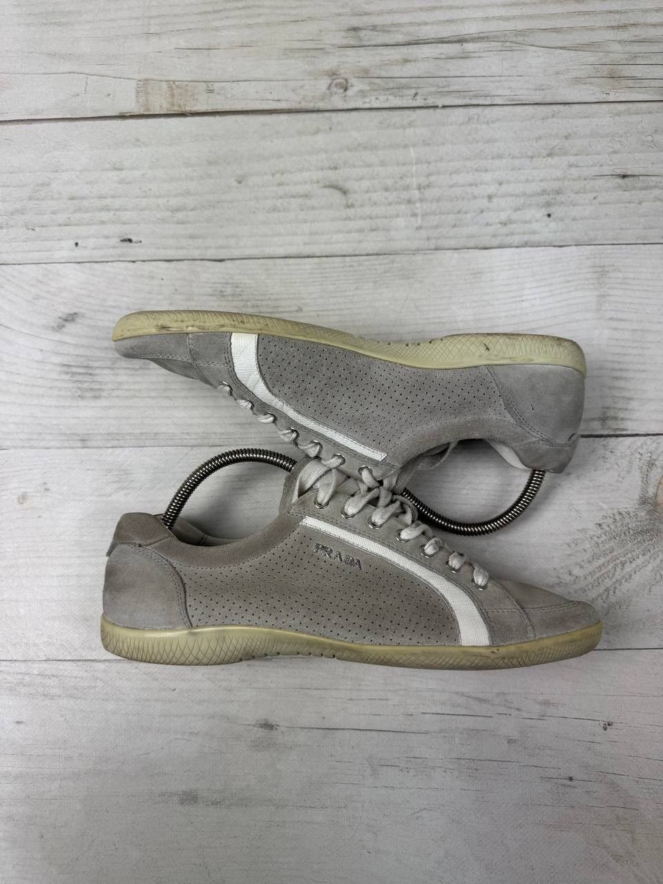 Prada Prada Low Top Leather Sneakers Logo Luxury Size US 9 / EU 42 - 2 Thumbnail