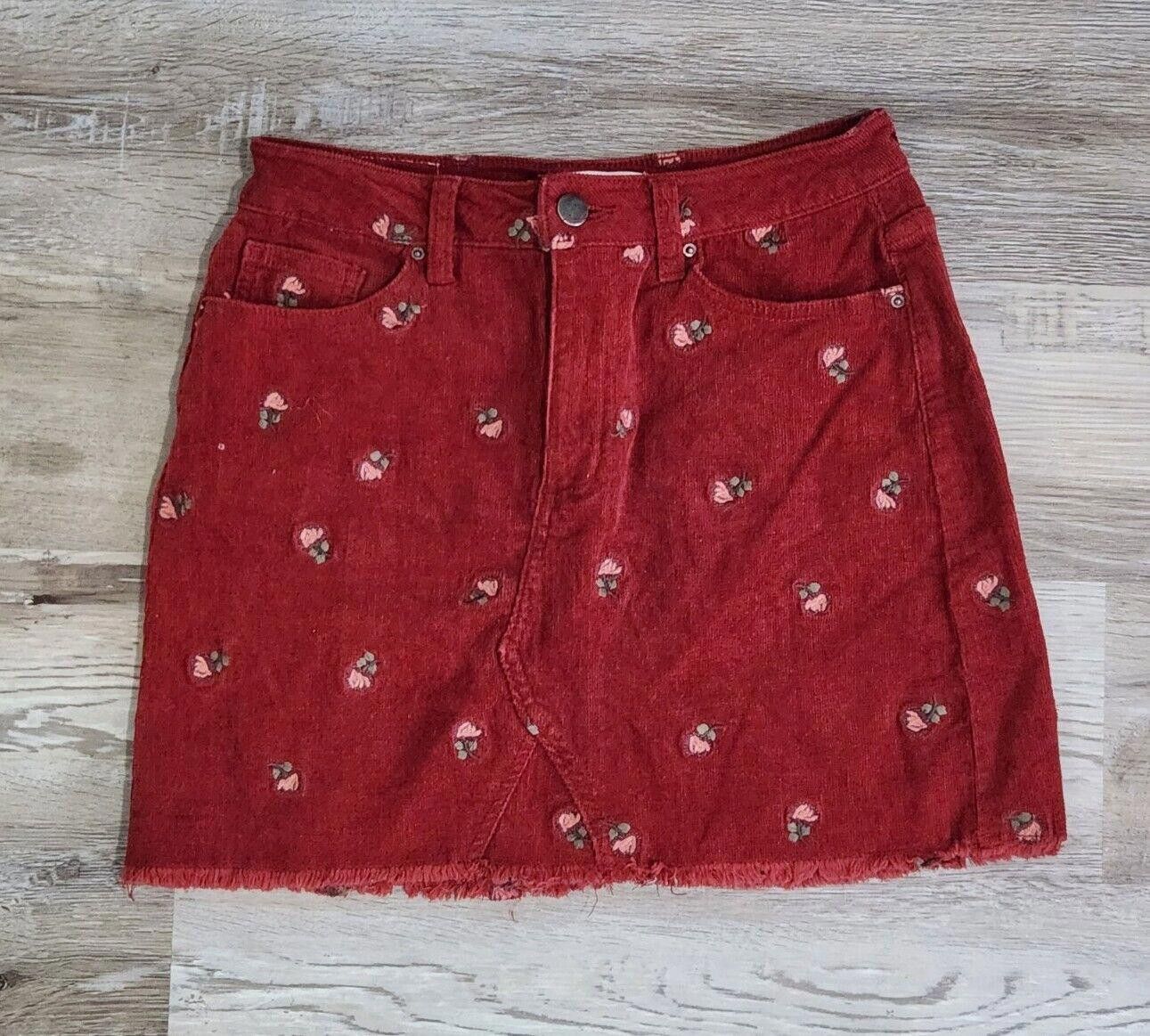 Designer Coco And Jameson Akirt Size 26 Red Corduroy Maroon Floral Size 42" / US 20 - 1 Thumbnail