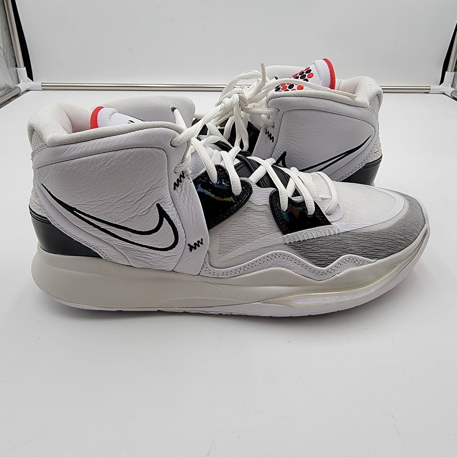 Nike Nike Kyrie Infinity 'Man Machine' Sz 10 CZ0204-101 (115) Size US 10 / EU 43 - 1 Thumbnail
