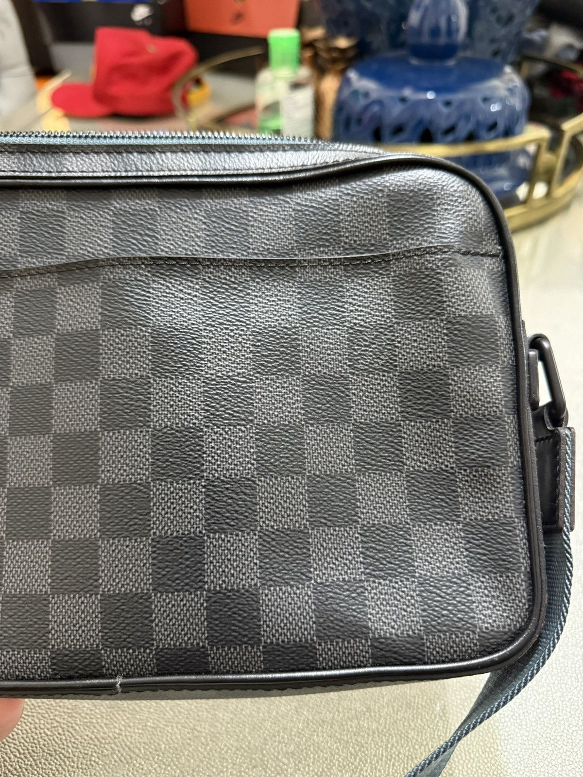 Louis Vuitton Louis Vuitton Damier Alpha Messenger Side Bag Black Size ONE SIZE - 16 Thumbnail