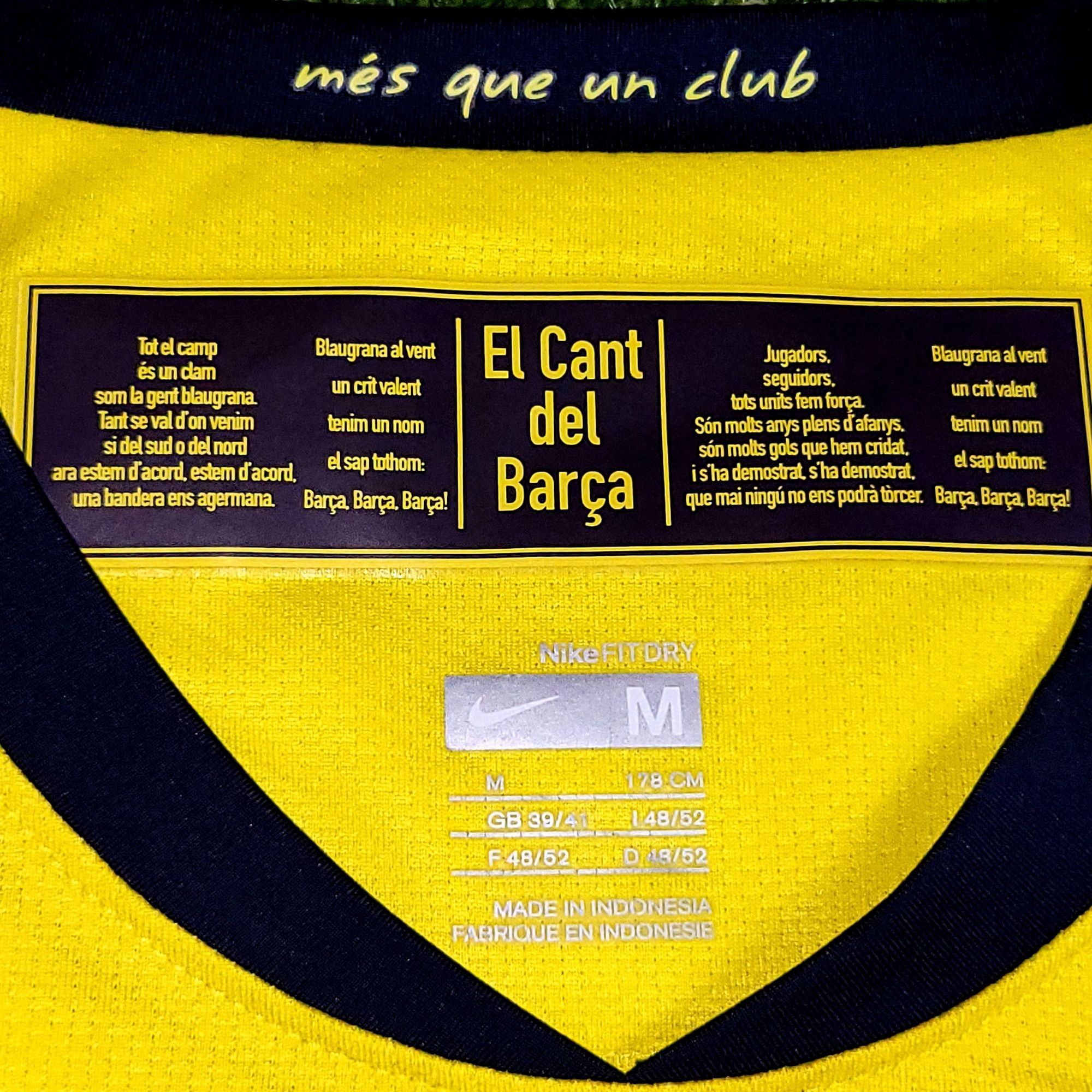 Nike Iniesta Barcelona TREBLE 2008 2009 Soccer Away Jersey M Size US M / EU 48-50 / 2 - 5 Thumbnail