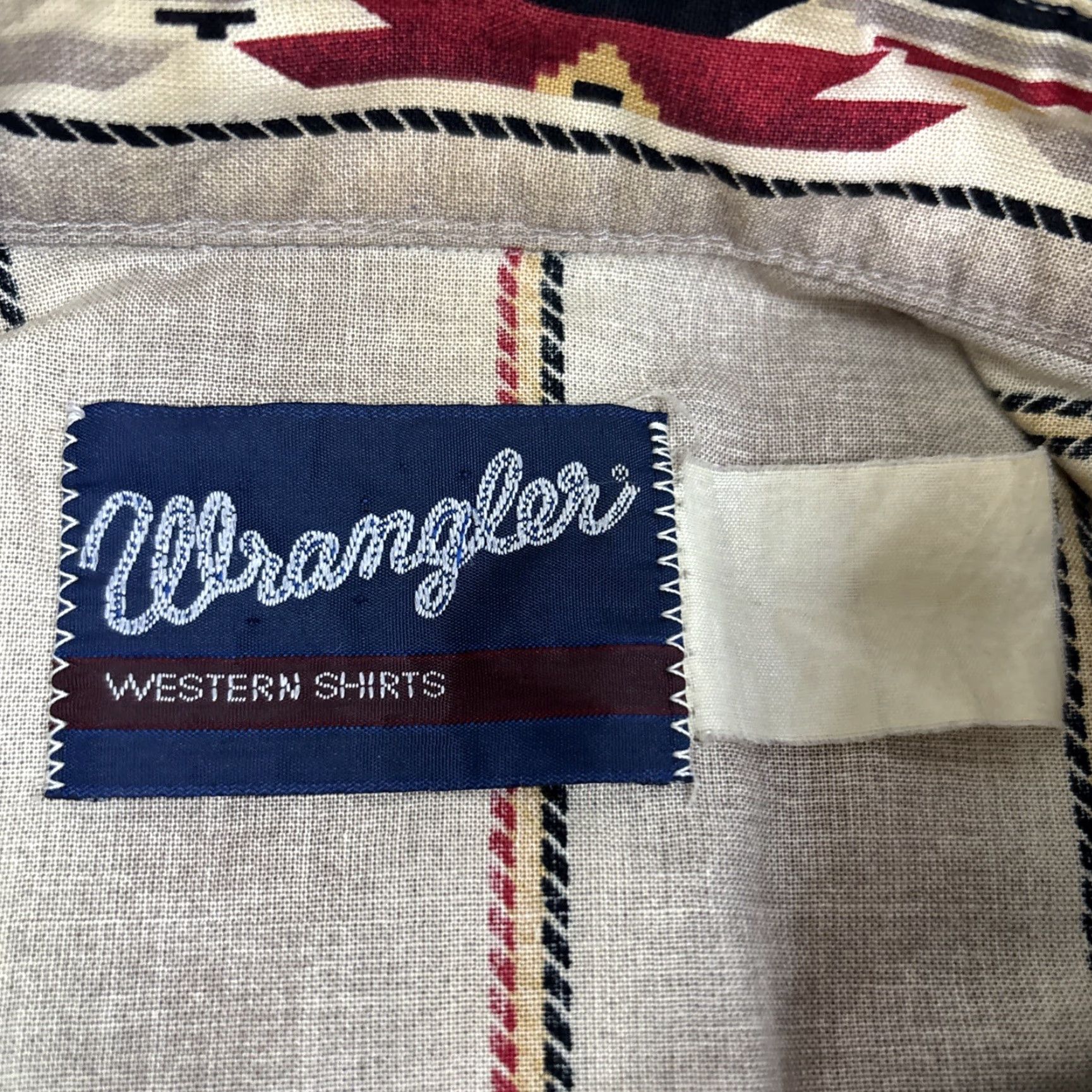 Wrangler VINTAGE Wrangler Western Aztec Geometric Pearl Snap Button Cowboy Mens Large Size US L / EU 52-54 / 3 - 2 Thumbnail