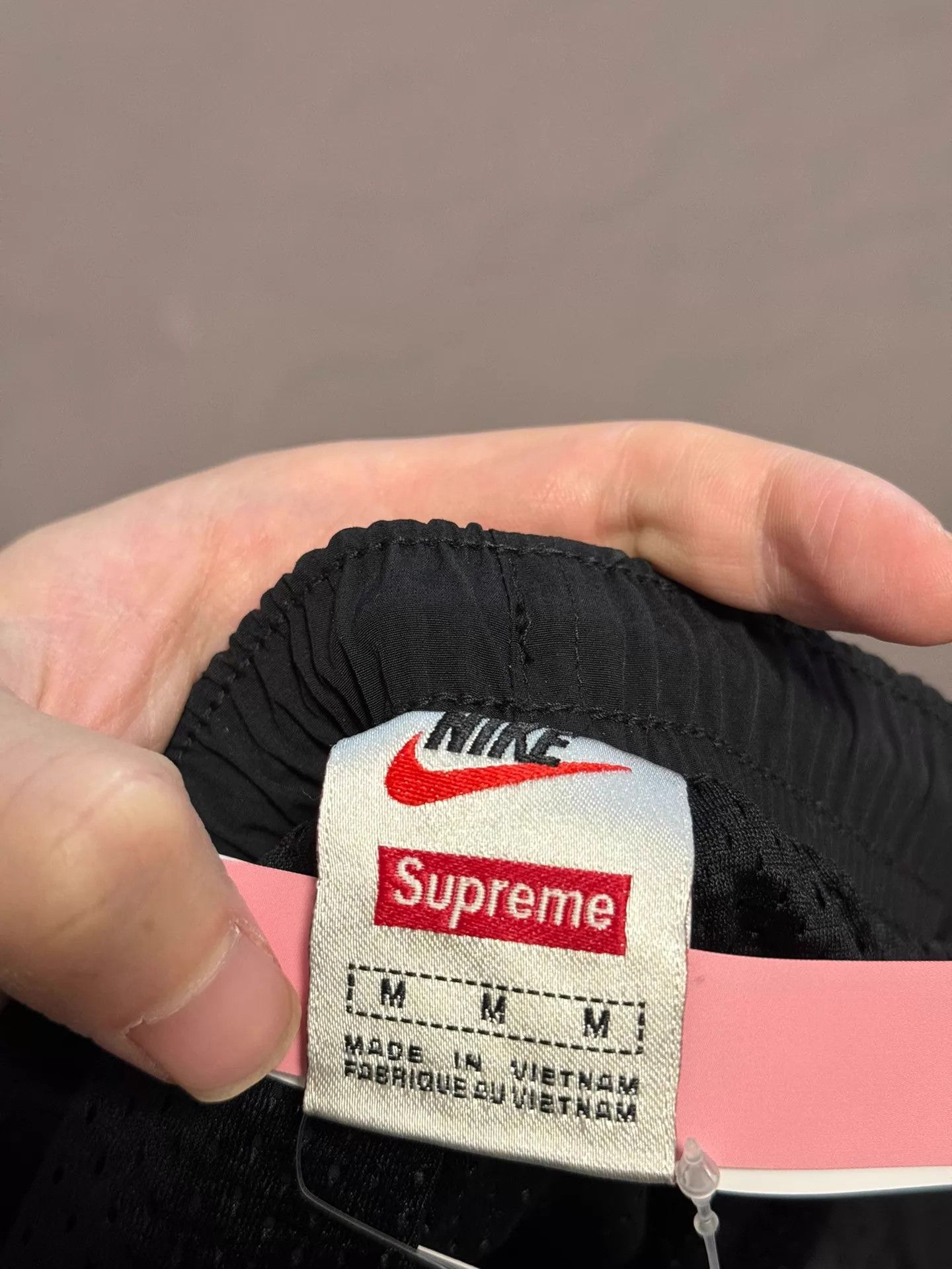 Supreme Supreme x Nike vintage track pant purple M new without tags Size US 32 / EU 48 - 4 Thumbnail