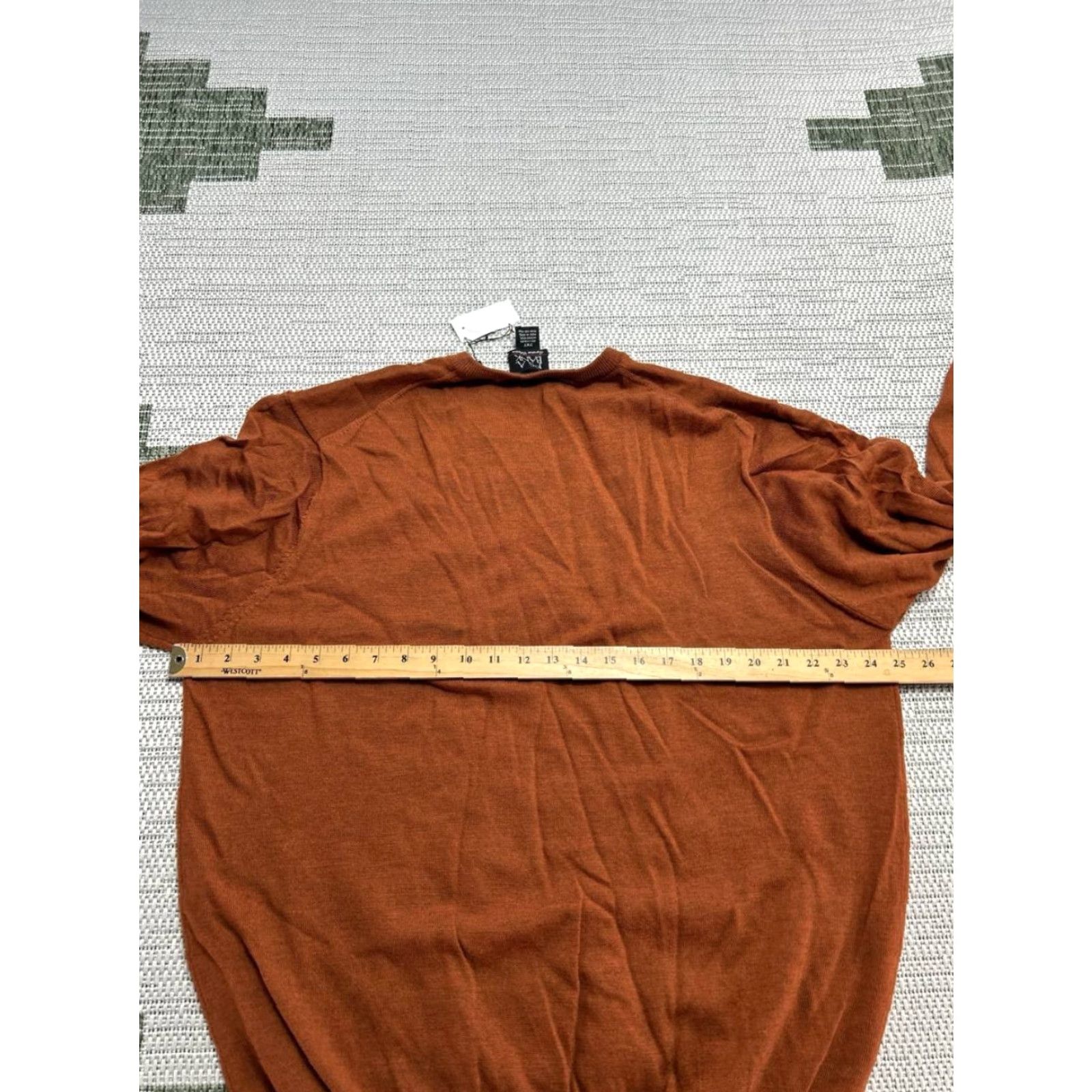 Jos. A. Bank Jos A Bank Traveler Sweater Mens 2XT Brown Merino Wool V Neck Tailored Fit New Size US XXL / EU 58 / 5 - 6 Thumbnail