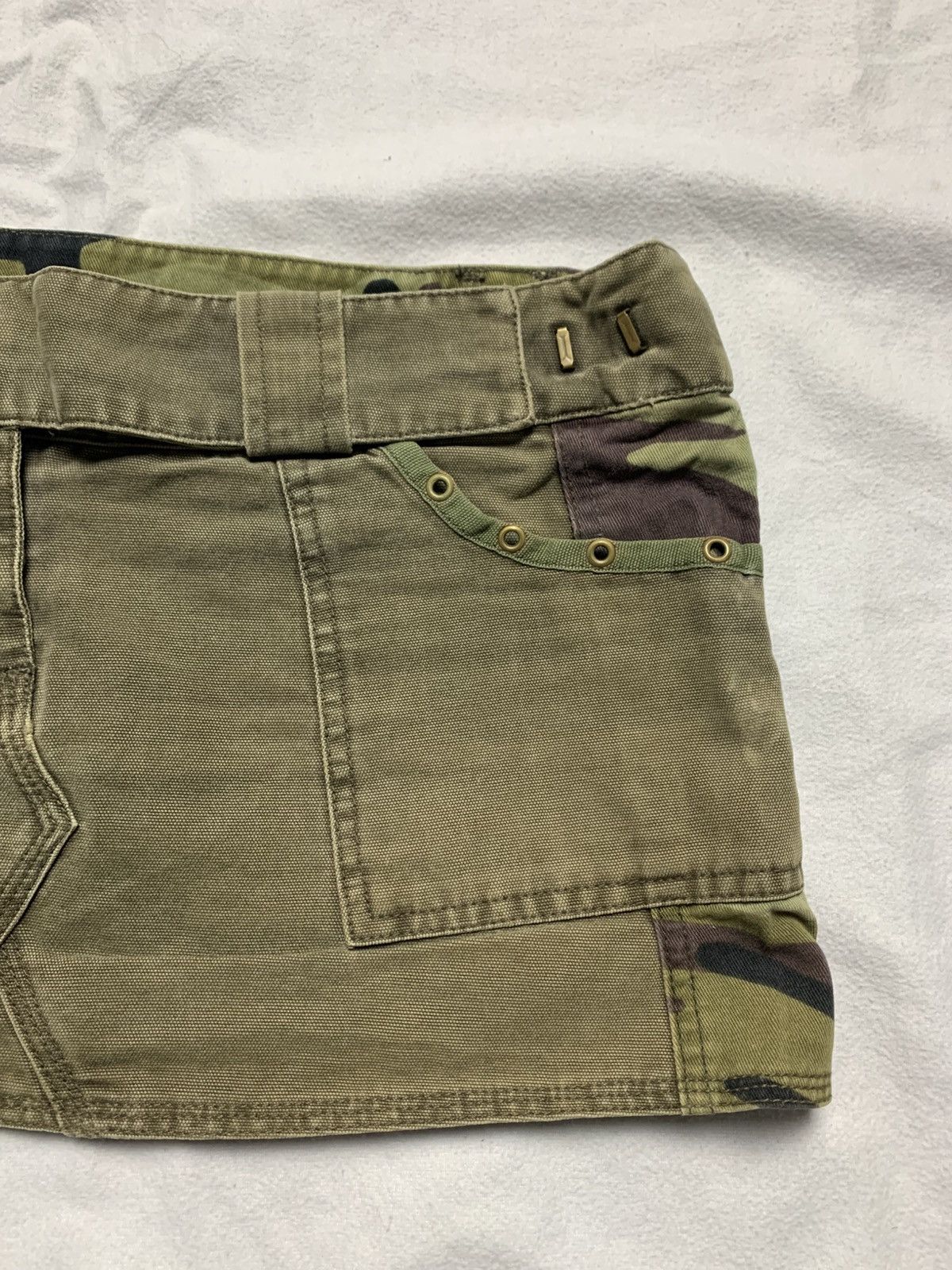 Japanese Brand × Vintage 2000S AVANT GARDE DRAGON PRINTED CAMO MINI SKIRT Size 31" - 6 Thumbnail