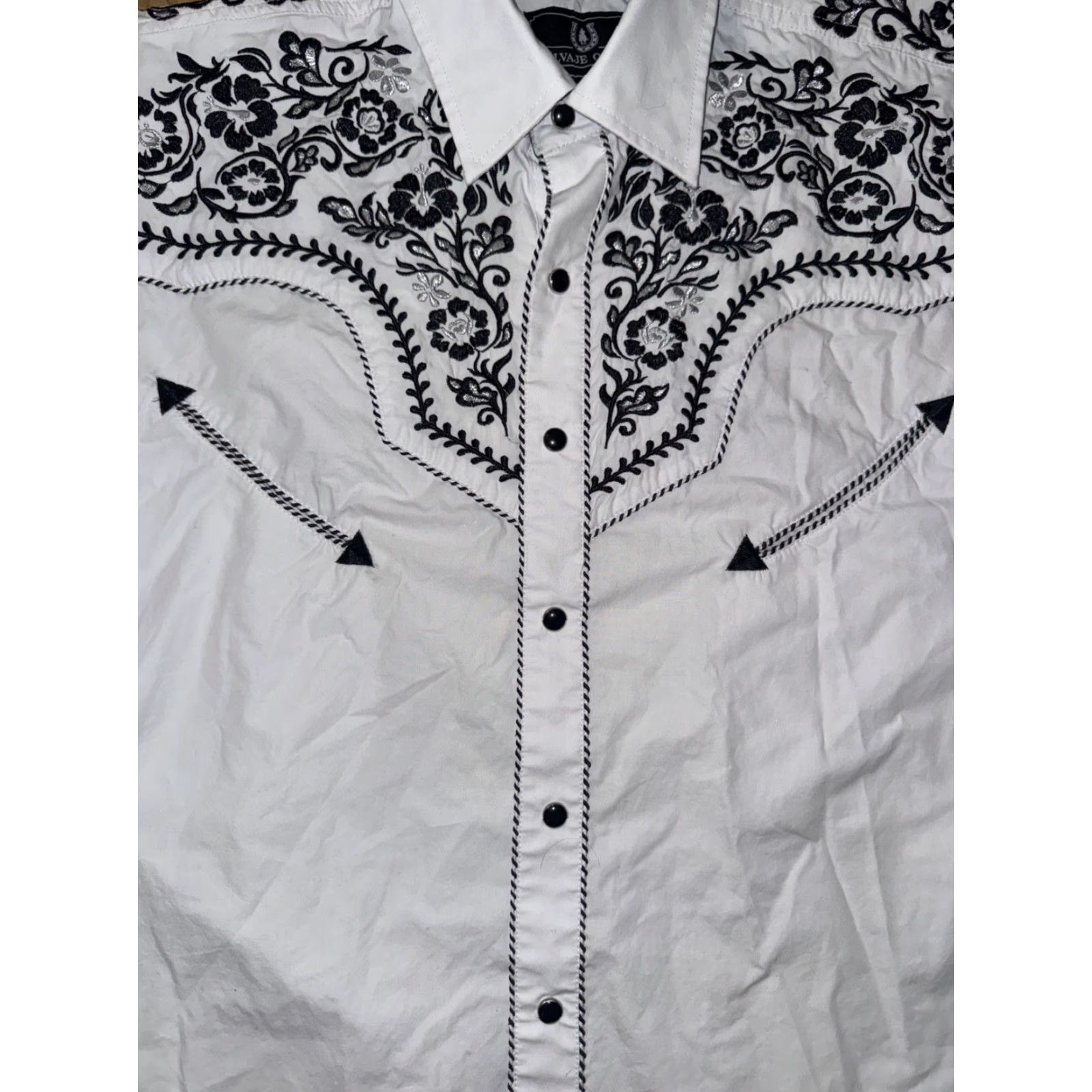 Vintage VINTAGE Salvaje Oeste Western Pearl Snap Shirt White Black Embroidered Large 22x28 Size US L / EU 52-54 / 3 - 3 Thumbnail