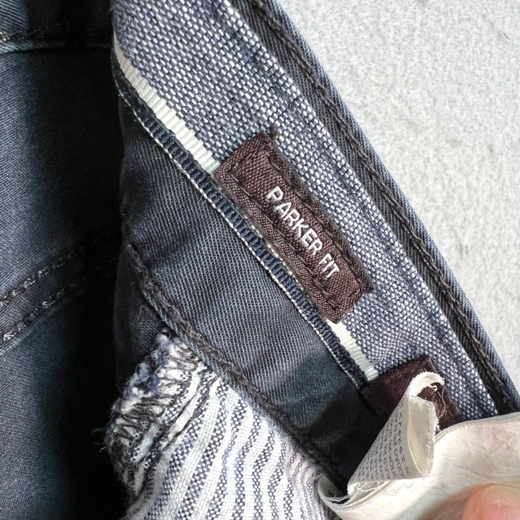 Michael Kors VINTAGE Michael Kors Mens Parker Fit Jeans Tapered Leg Size 29 Waist 29 Inseam 31 Grey Cotton Blend Size US 29 - 4 Thumbnail