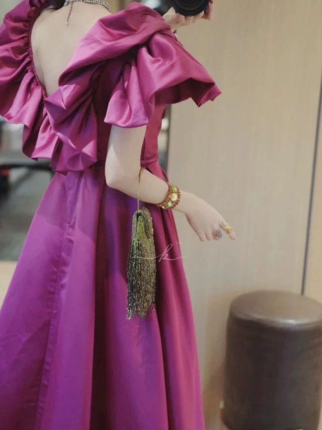 Other Vintage 80s Magenta Puffed Sleeve Beaded Ruffled Gown S-M Size S / US 4 / IT 40 - 6 Thumbnail