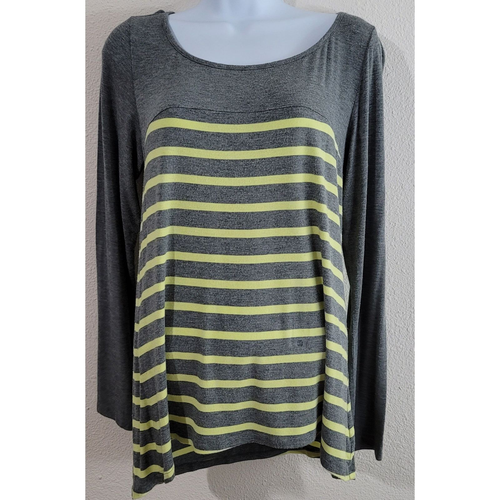 Other Bordeaux Anthropologie Gray Yellow Striped Hi Low Hem Top M Size M / US 6-8 / IT 42-44 - 1 Thumbnail