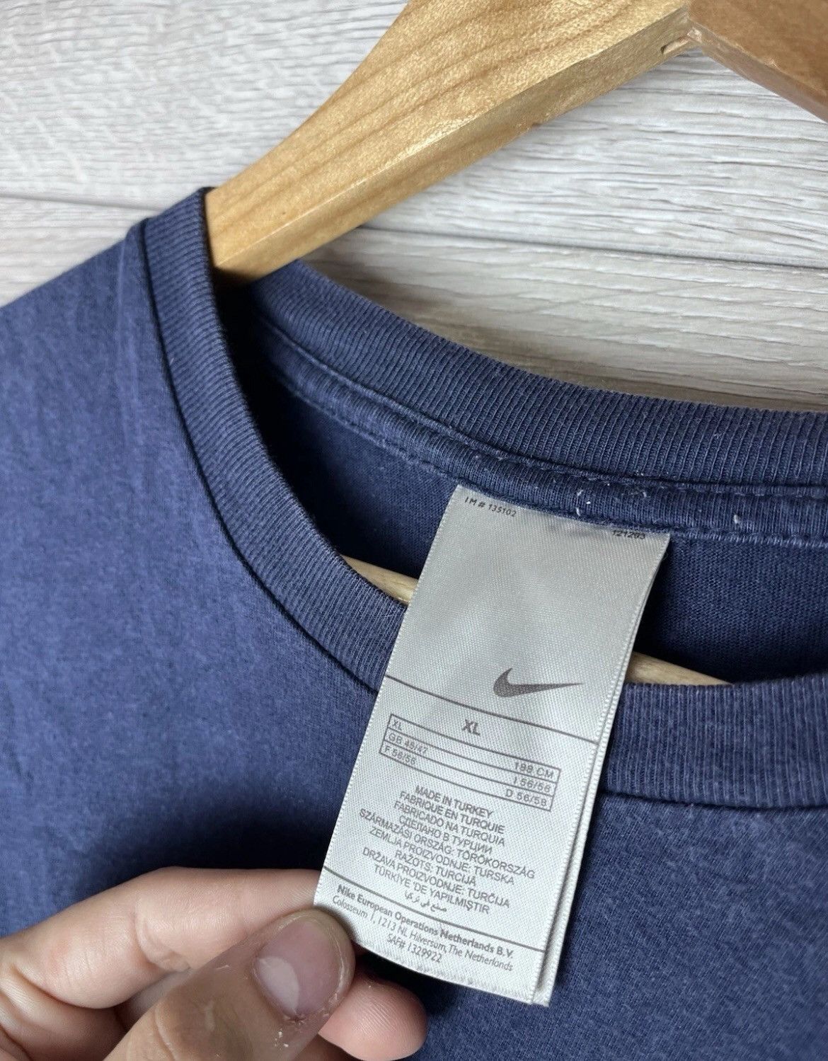 Vintage Vintage mens t-shirt Nike sports Beaverton size Xl drill Size US XL / EU 56 / 4 - 4 Thumbnail
