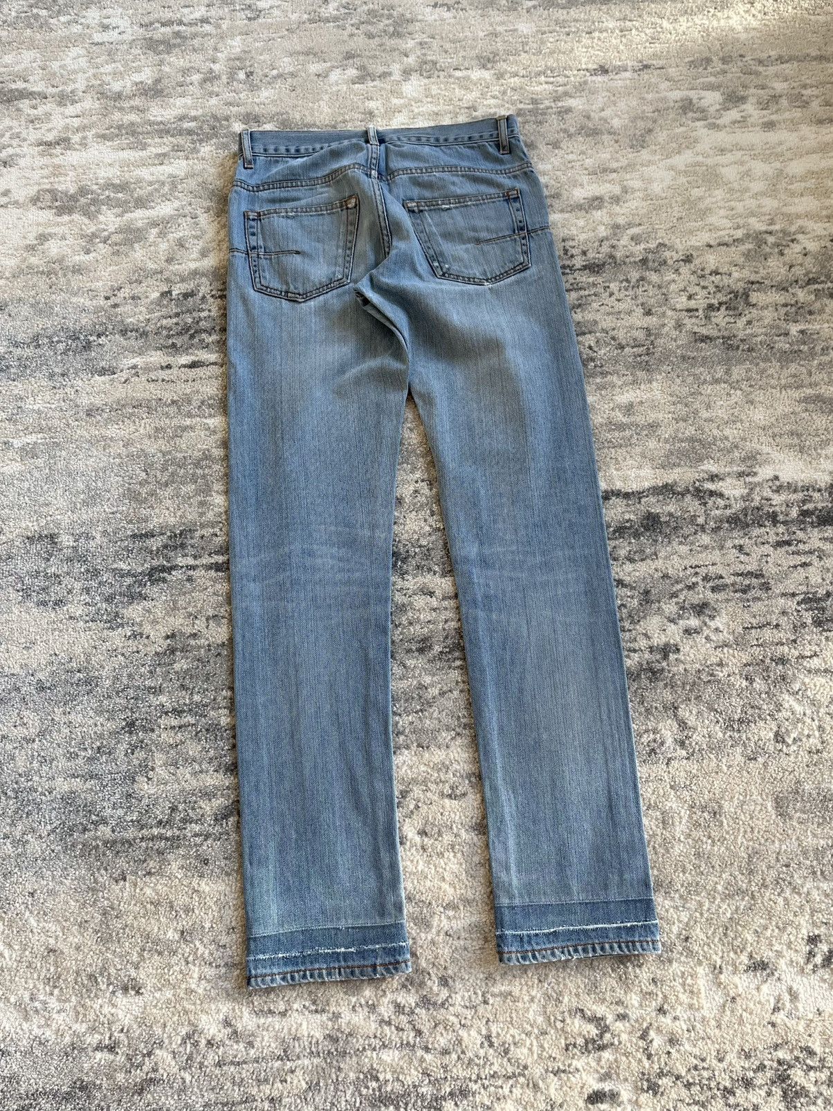 Dior dior homme ss12 light blue knee distressed denim Size US 27 - 7 Thumbnail
