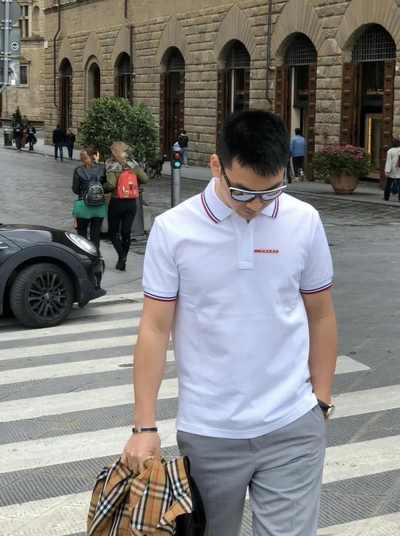 Prada White Red Stripe Men's T-Shirt - dmc