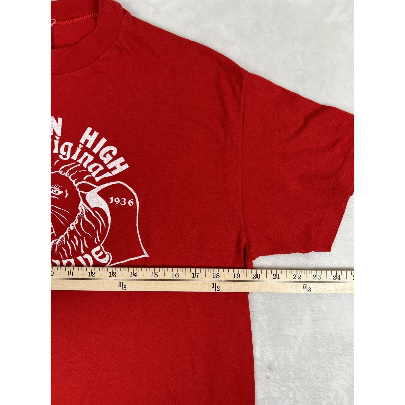 Vintage Vintage Kerman High School T-Shirt Size M/L Single Stitch 80 Size US M / EU 48-50 / 2 - 6 Thumbnail