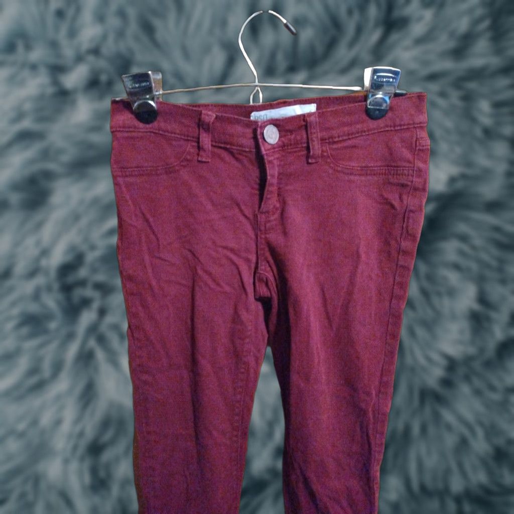 Rsq RSQ Miami Jeggings Size 3 Burgundy Cotton/Spandex Stretchy Jeans Women 28" X 27" Red Jegging 27" Inseam Size 27" / US 4 / IT 40 - 1 Thumbnail