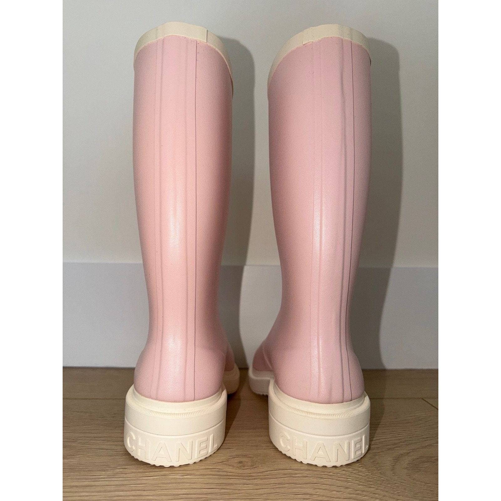 Chanel Chanel Rose Pink White Rubber Rain Boots 38 Size US 8 / IT 38 - 22 Thumbnail