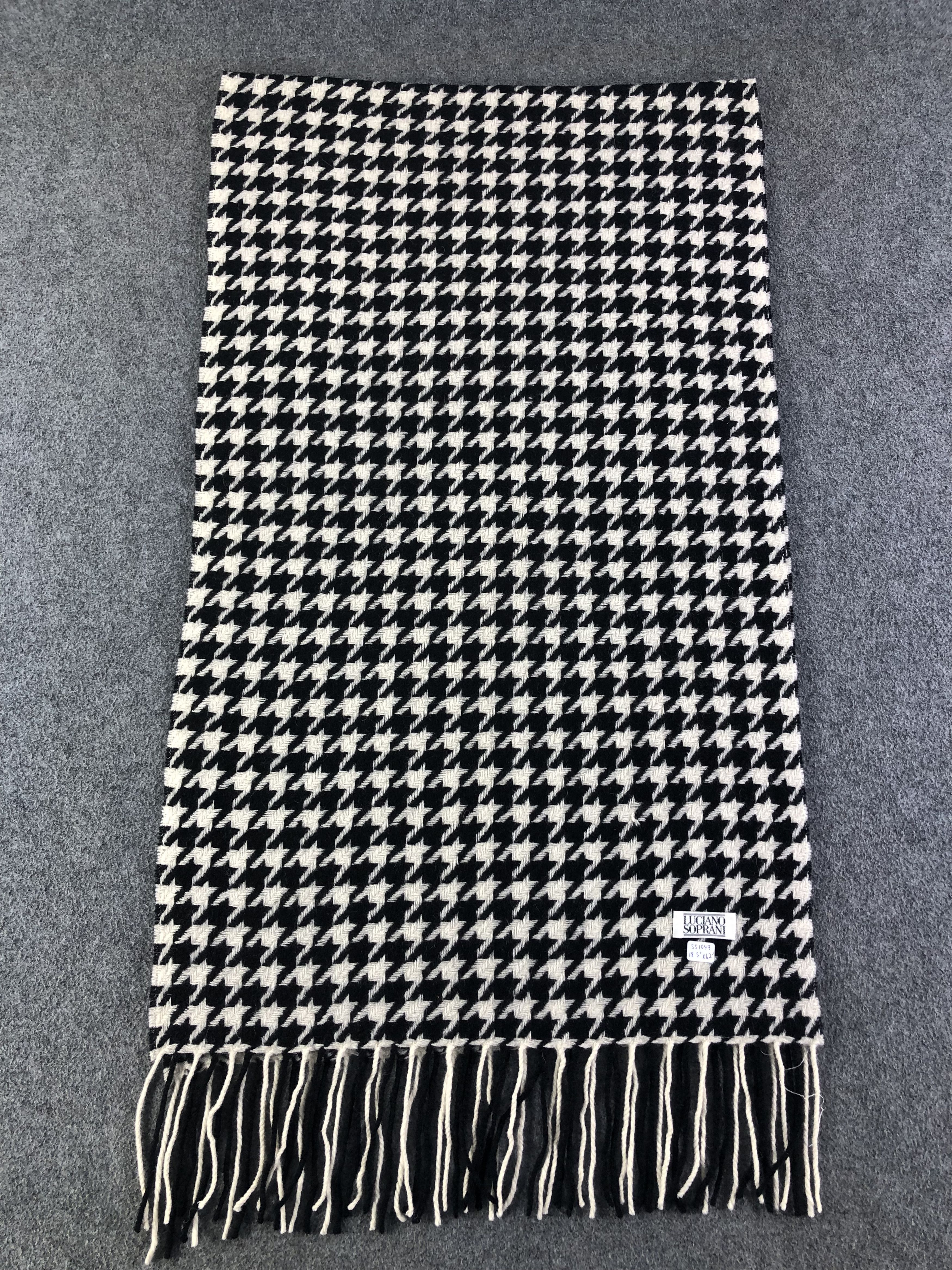 Vintage Luciano Soprani Houndstooth Scarf / Muffler / Neckwear Size ONE SIZE - 2 Thumbnail