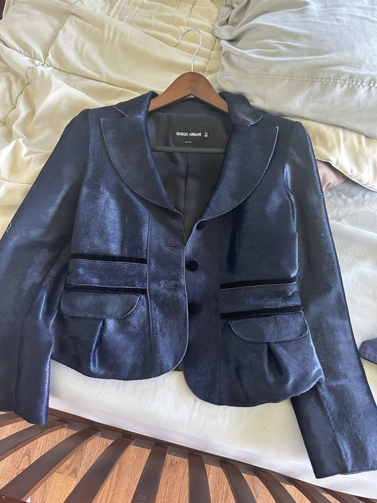 Giorgio Armani Giorgio Armani Calf Fur Blazer/Jacket Size S / US 4 / IT 40 - 6 Thumbnail
