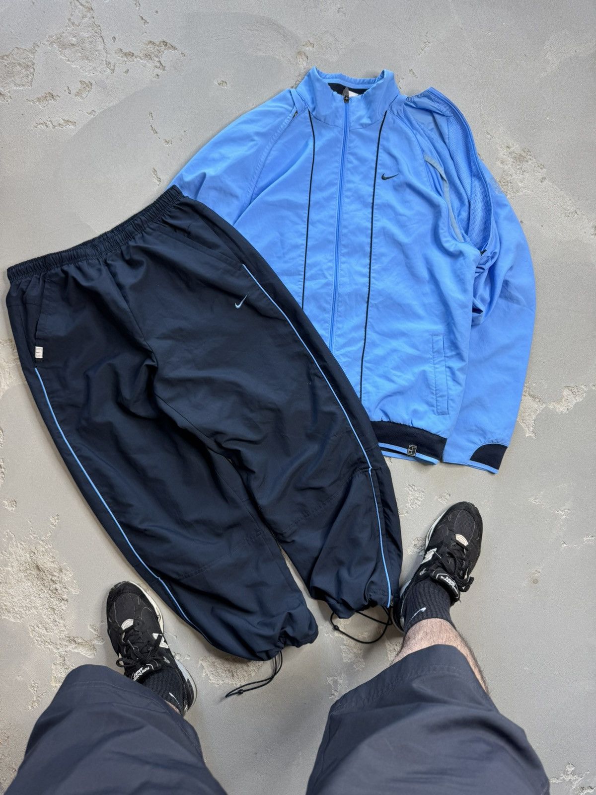 Nike × Vintage 00s Nike Vintage Court Nylon Track Suit Baggy Pants + Jacket Size US L / EU 52-54 / 3 - 1 Thumbnail