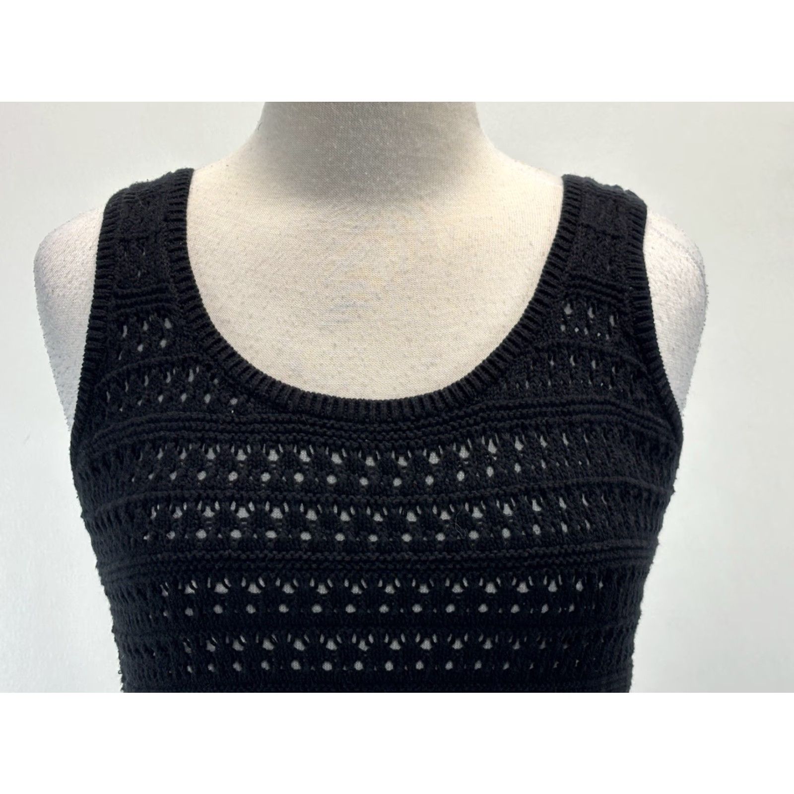 Old Navy Old Navy Crochet Midi Dress Women’s Small Black Coverup Tank Open Knit Dress N/A? Size S / US 4 / IT 40 - 5 Thumbnail