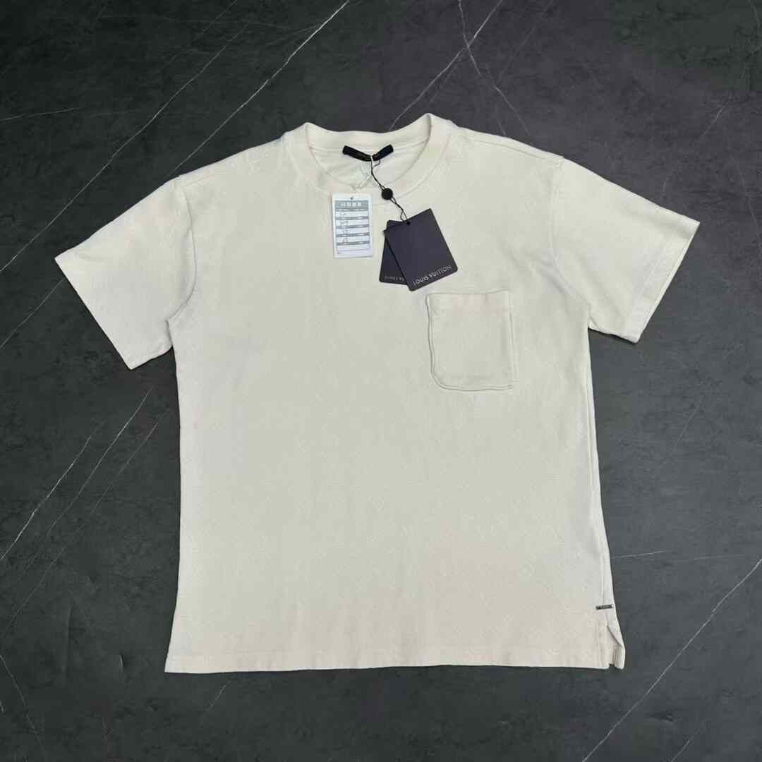 Louis Vuitton Louis Vuitton Monogram Short Sleeve T-shirt Size US S / EU 44-46 / 1 - 1 Thumbnail