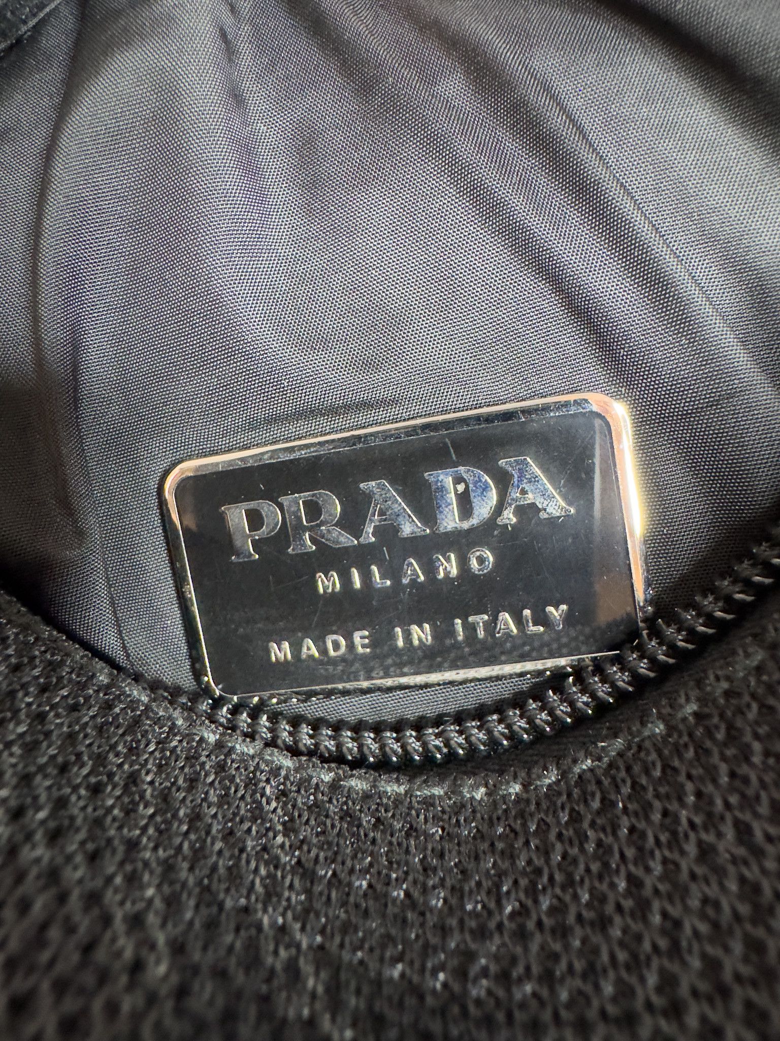 Prada ARCHIVE S/S 2000 NEOPRENE CROSSBODY BAG Size ONE SIZE - 5 Thumbnail