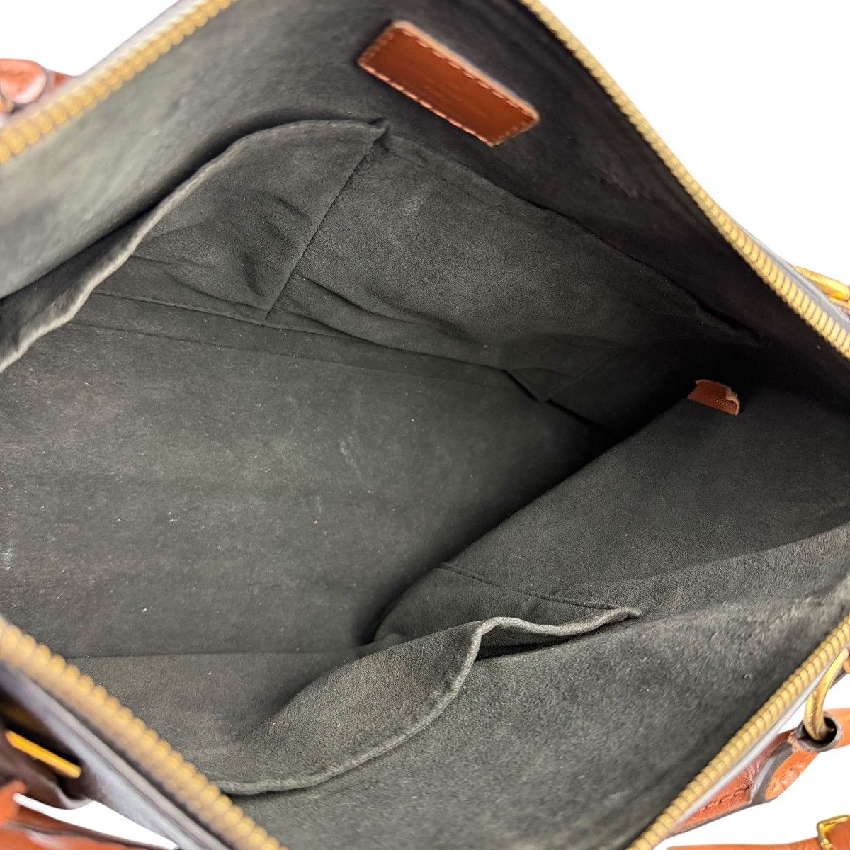 Louis Vuitton Louis Vuitton Monogram V Tote MM Shoulder Bag Size ONE SIZE - 7 Thumbnail