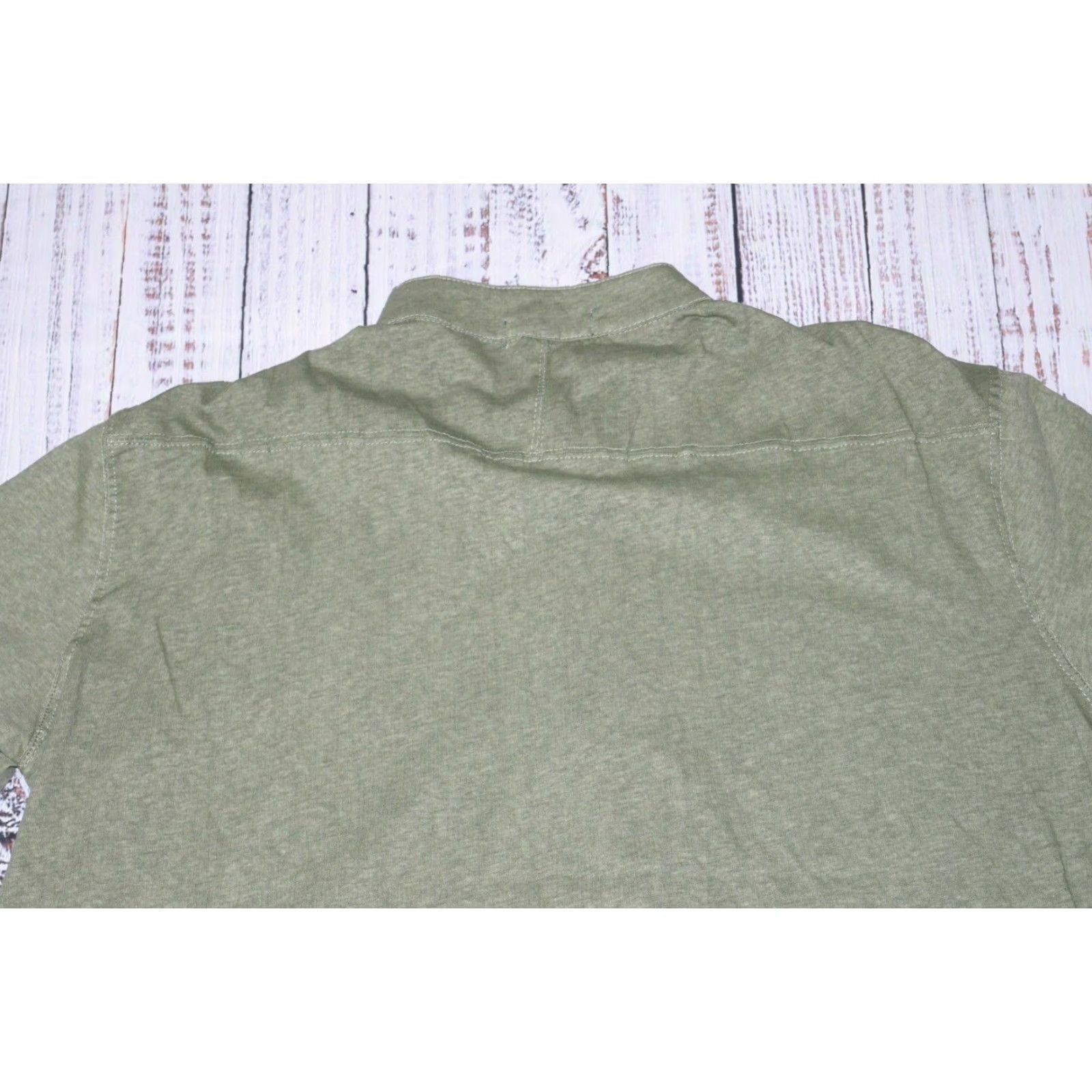 Vintage Reverb Shirt Moss Green Linen Blend Button-Down XL Adult Short Sleeve Button-Up Collar: Band Collar, Linen, Cotton Blend, Relaxed Fit Men’s XL Green Size US XL / EU 56 / 4 - 5 Thumbnail