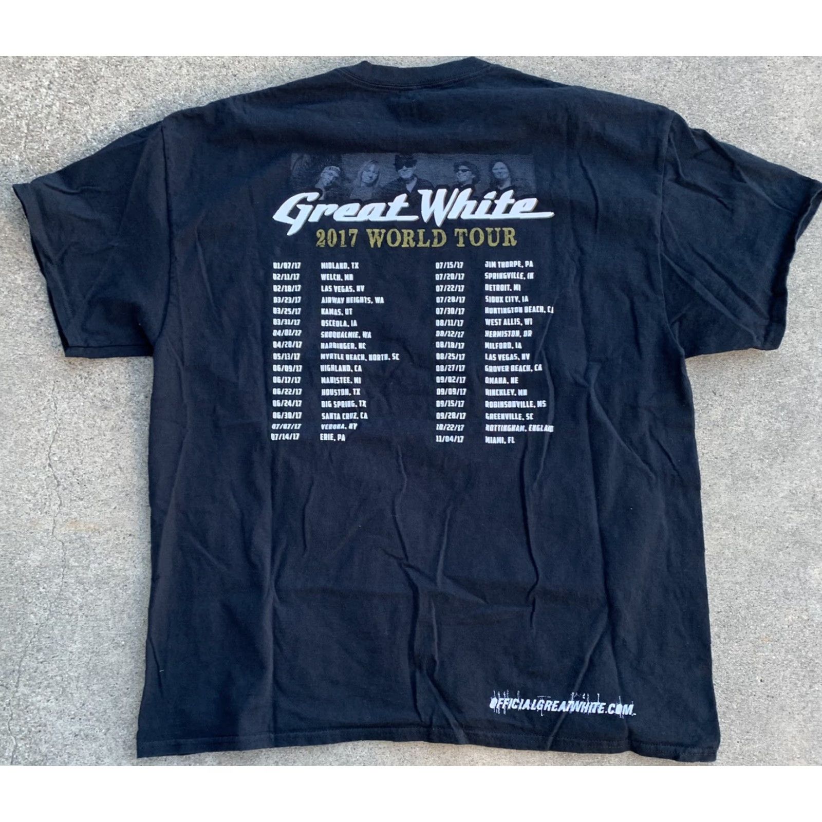 Salem Sportswear Jam Sportswear Great White 2017 World Tour T-Shirt Men 2XL Black Graphic Print Tee Band Concert PT Shirt Size 2XL Mens Size US XXL / EU 58 / 5 - 4 Thumbnail