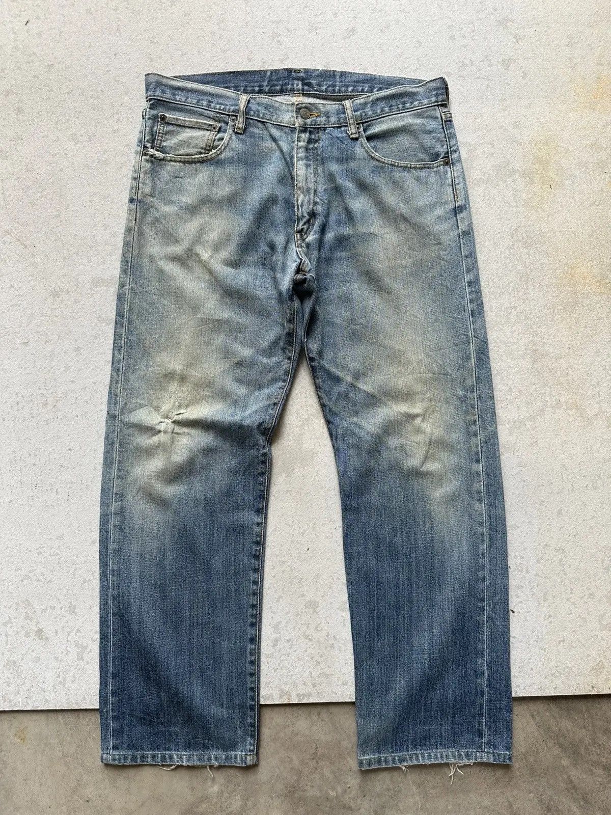 Uniqlo UNIQLO Japan Blue Washed Distressed Denim Pants Size US 36 / EU 52 - 1 Thumbnail