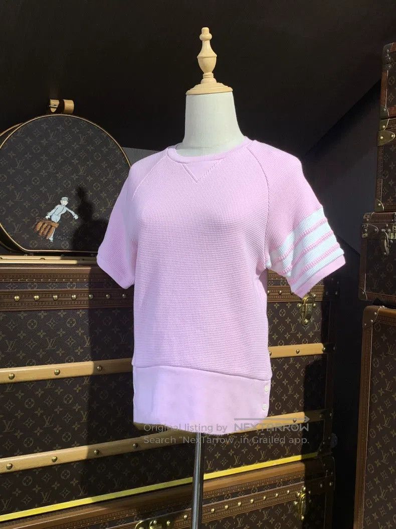 Thom Browne Thom Browne Pink T-Shirt Size XS / US 0-2 / IT 36-38 - 1 Thumbnail
