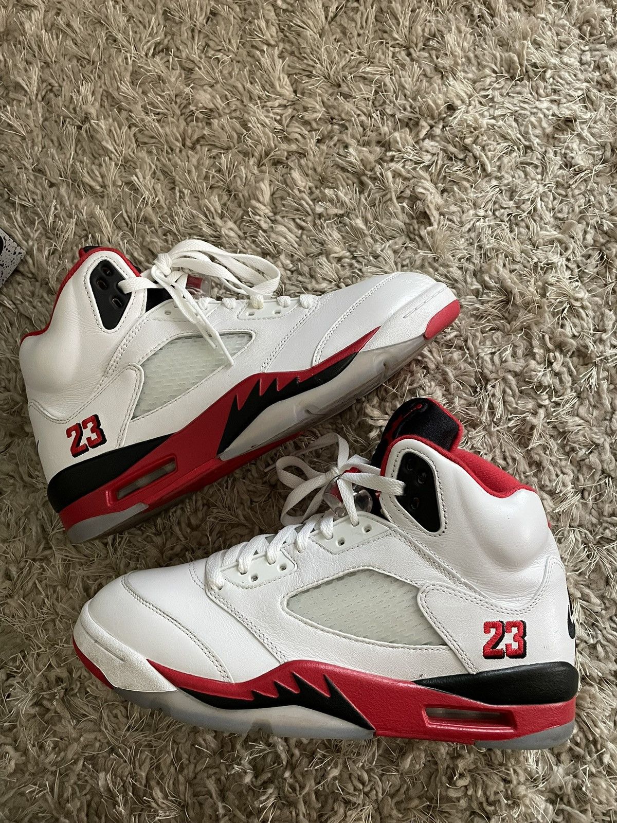 Jordan Brand Jordan 5 Fire Red Size US 8.5 / EU 41-42 - 2 Thumbnail