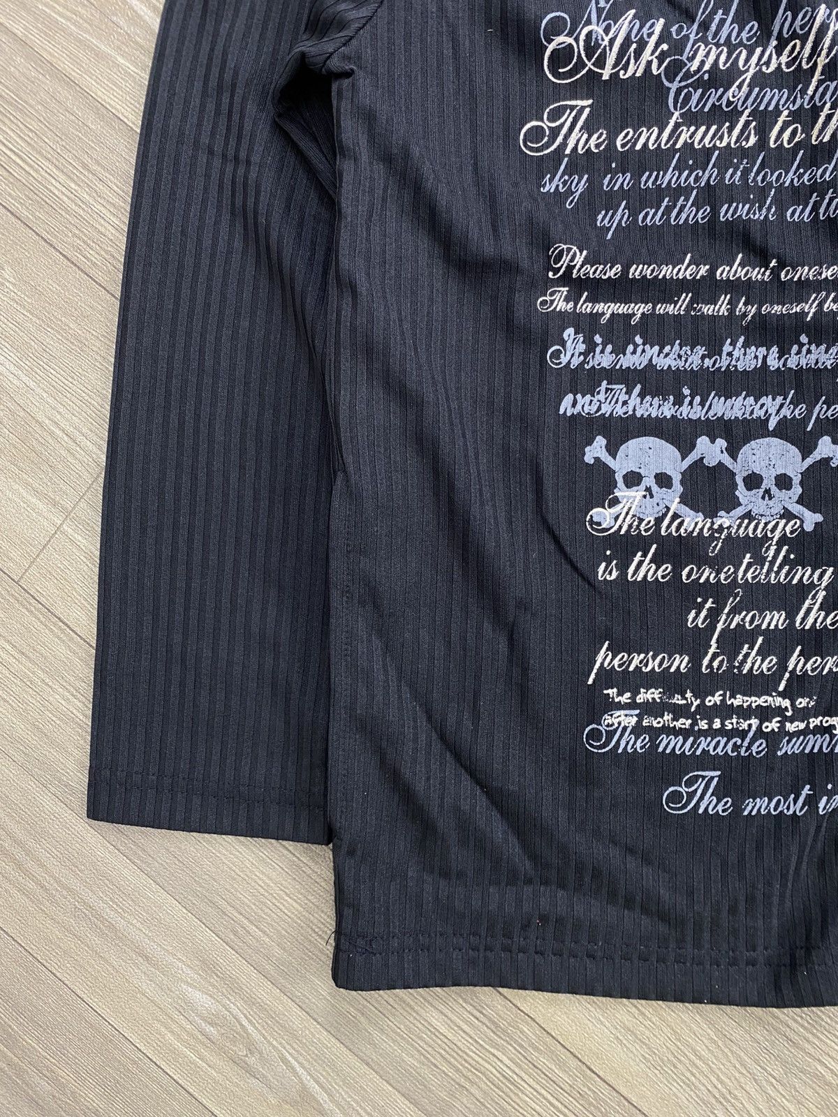 Japanese Brand 2000s Werther Skulls Poem Cross Grunge Punk Fur Zip Hoodie Size US M / EU 48-50 / 2 - 12 Thumbnail