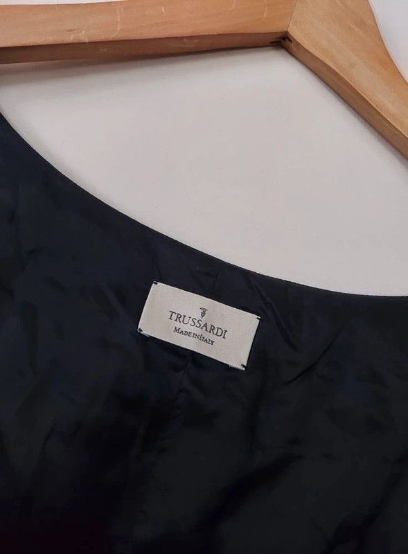 Trussardi Trussardi silk dress 8/10 Size M / US 6-8 / IT 42-44 - 5 Thumbnail