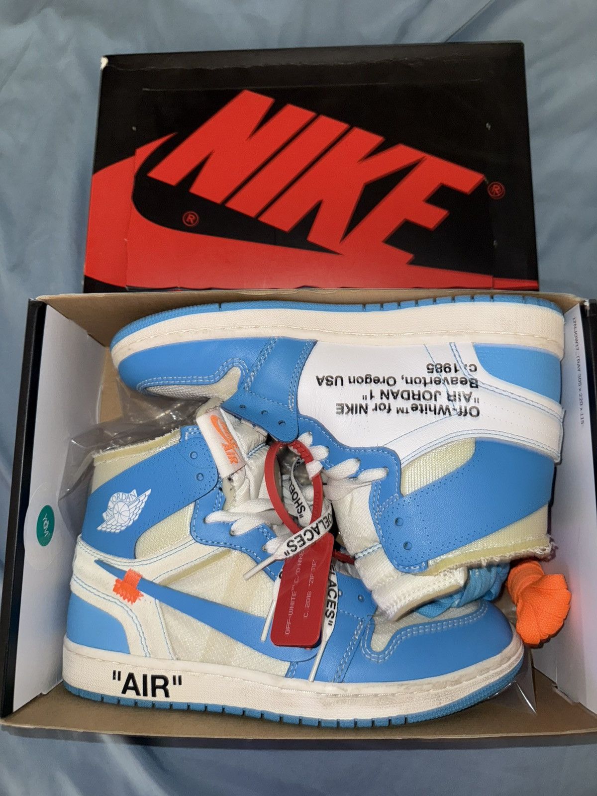 Jordan Brand × Nike × Off-White Jordan 1 retro high off-white university blue Size US 8 / EU 41 - 1 Thumbnail