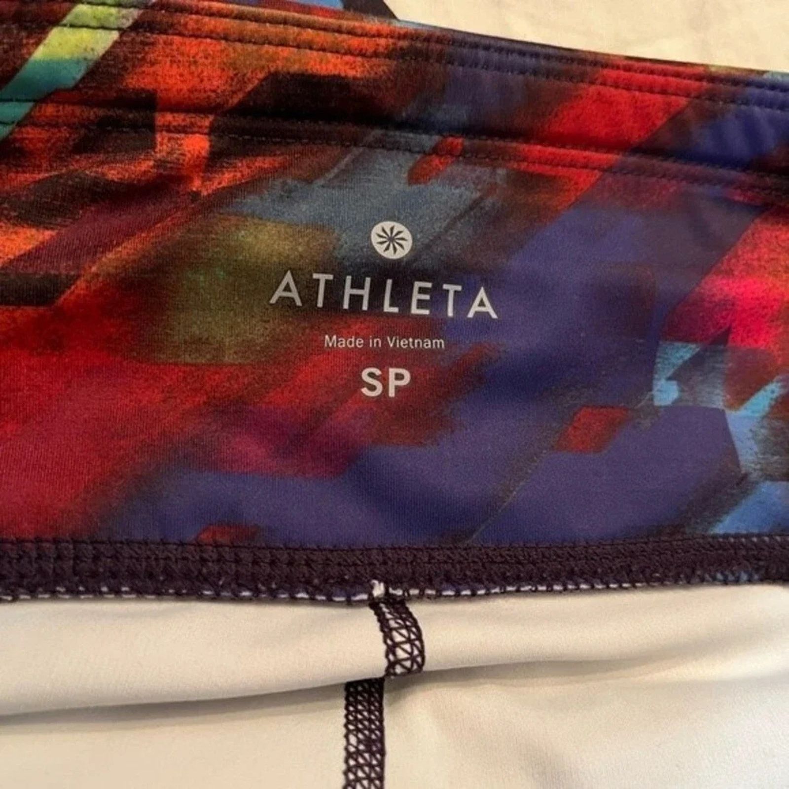 Athleta Athleta multi color leggings, size small petite Size 27" / US 4 / IT 40 - 3 Thumbnail