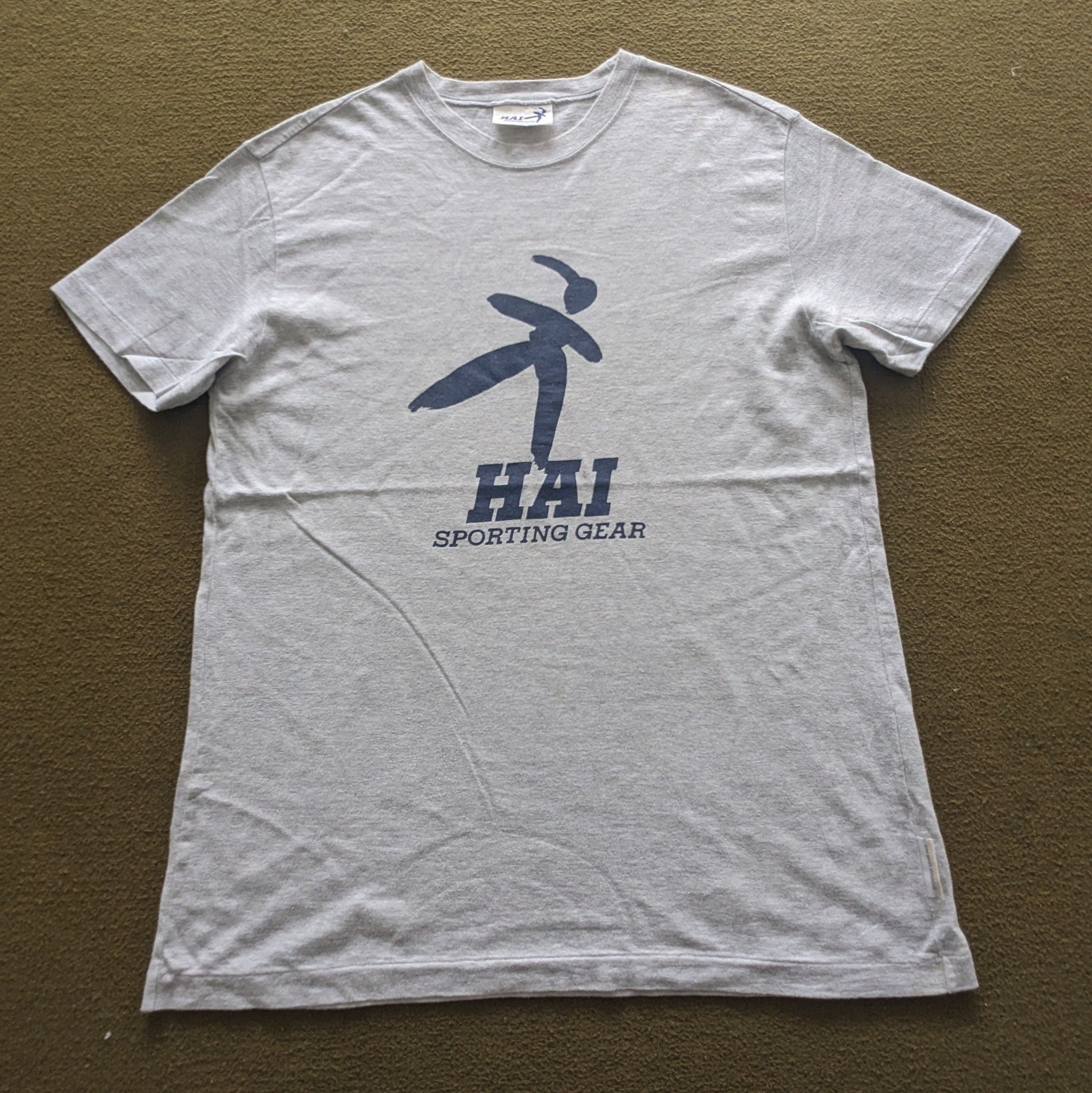Vintage Vintage 90's HAI SPORTING GEAR Japanese Brand T-shirt Size US M / EU 48-50 / 2 - 1 Thumbnail