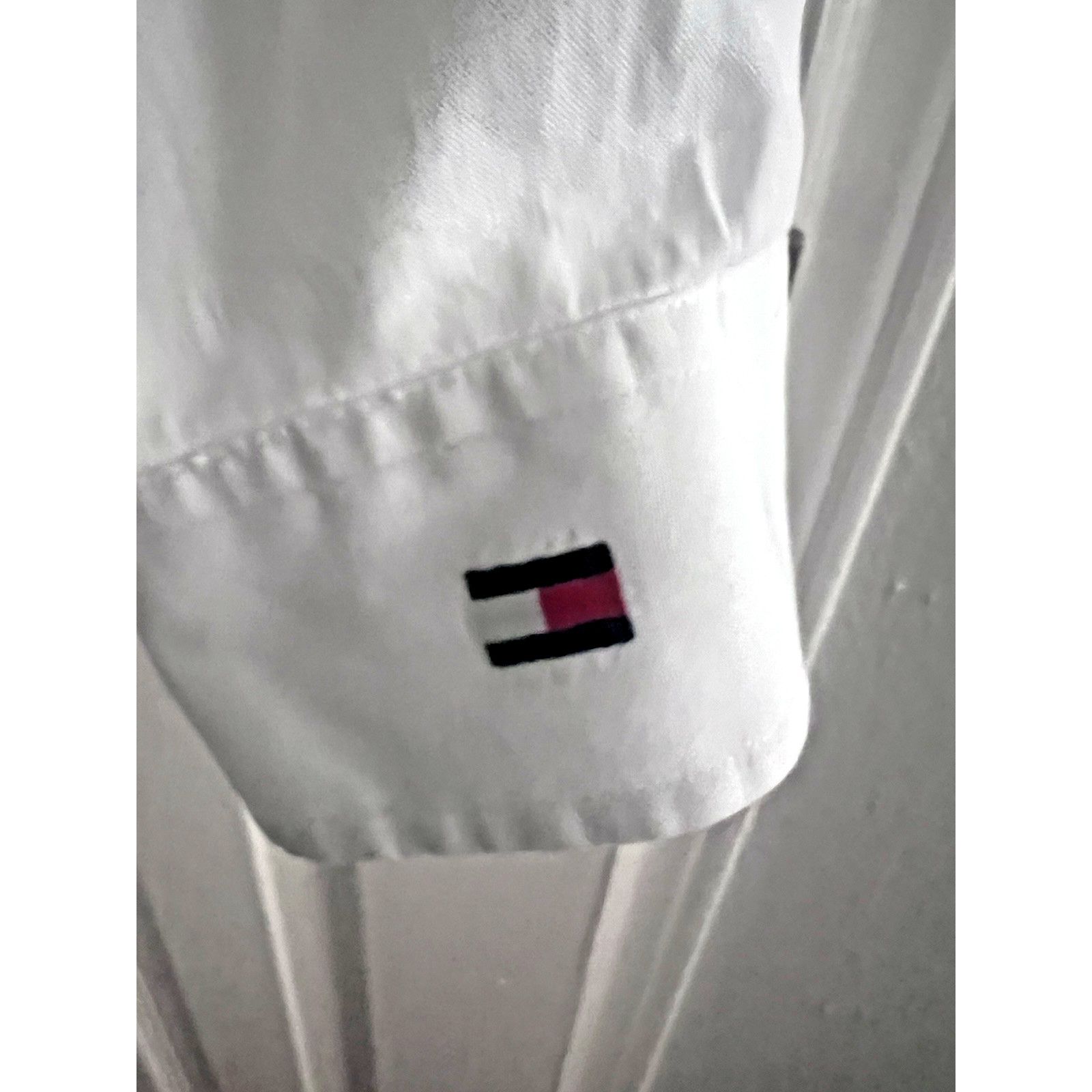 Tommy Hilfiger Tommy Hilfiger Men's Long Sleeve White Shirt RN77806 Size M Size US M / EU 48-50 / 2 - 2 Thumbnail